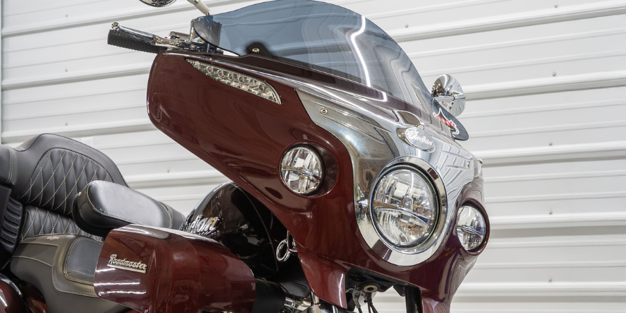 Picture of Indian roadmaster with klock werks aftermarket parts