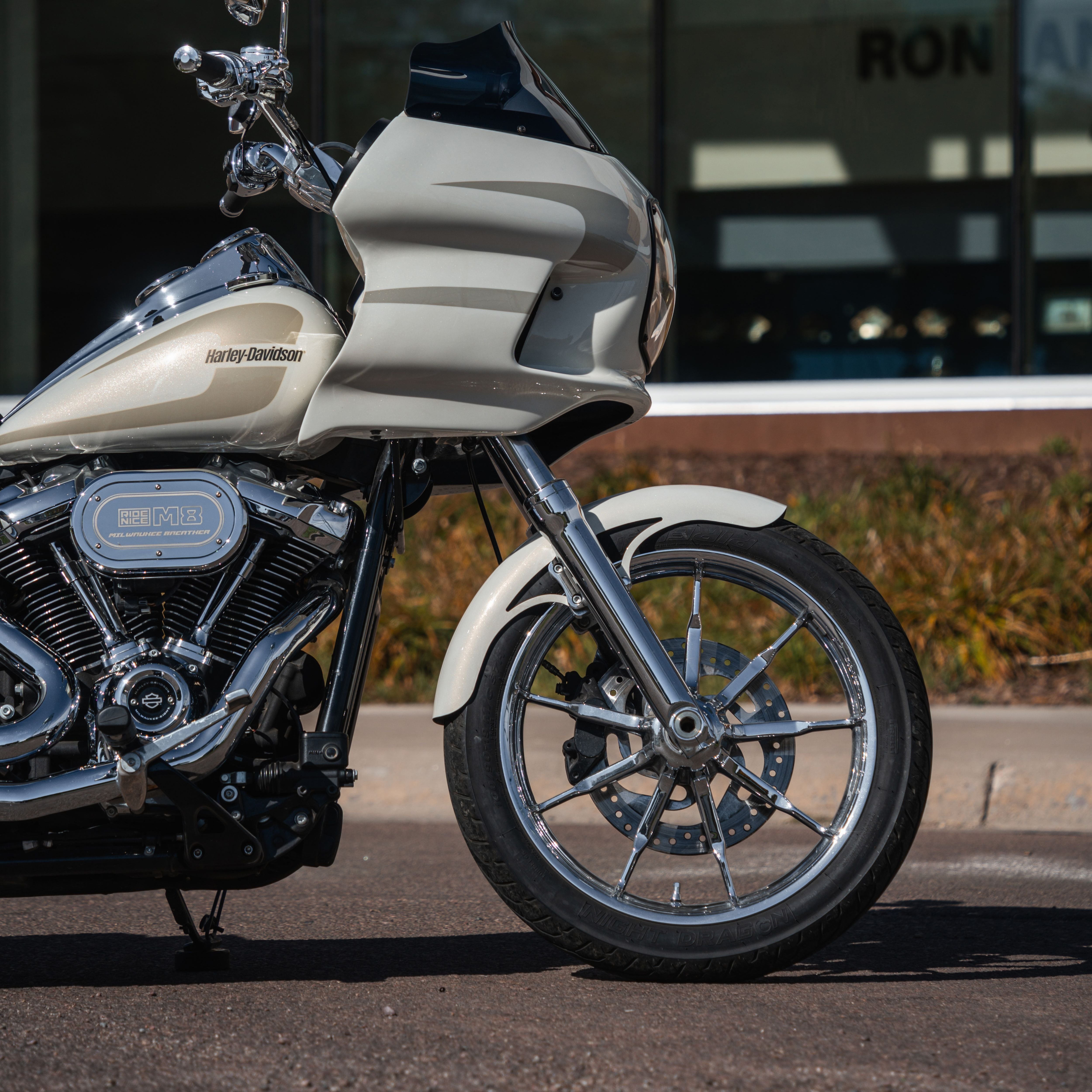 19ā P-Tom Tire Hugger Front Fender Fit Kit For Harley-Davidson 2018-2024 Softail Low Rider Motorcycles(P-Tom)