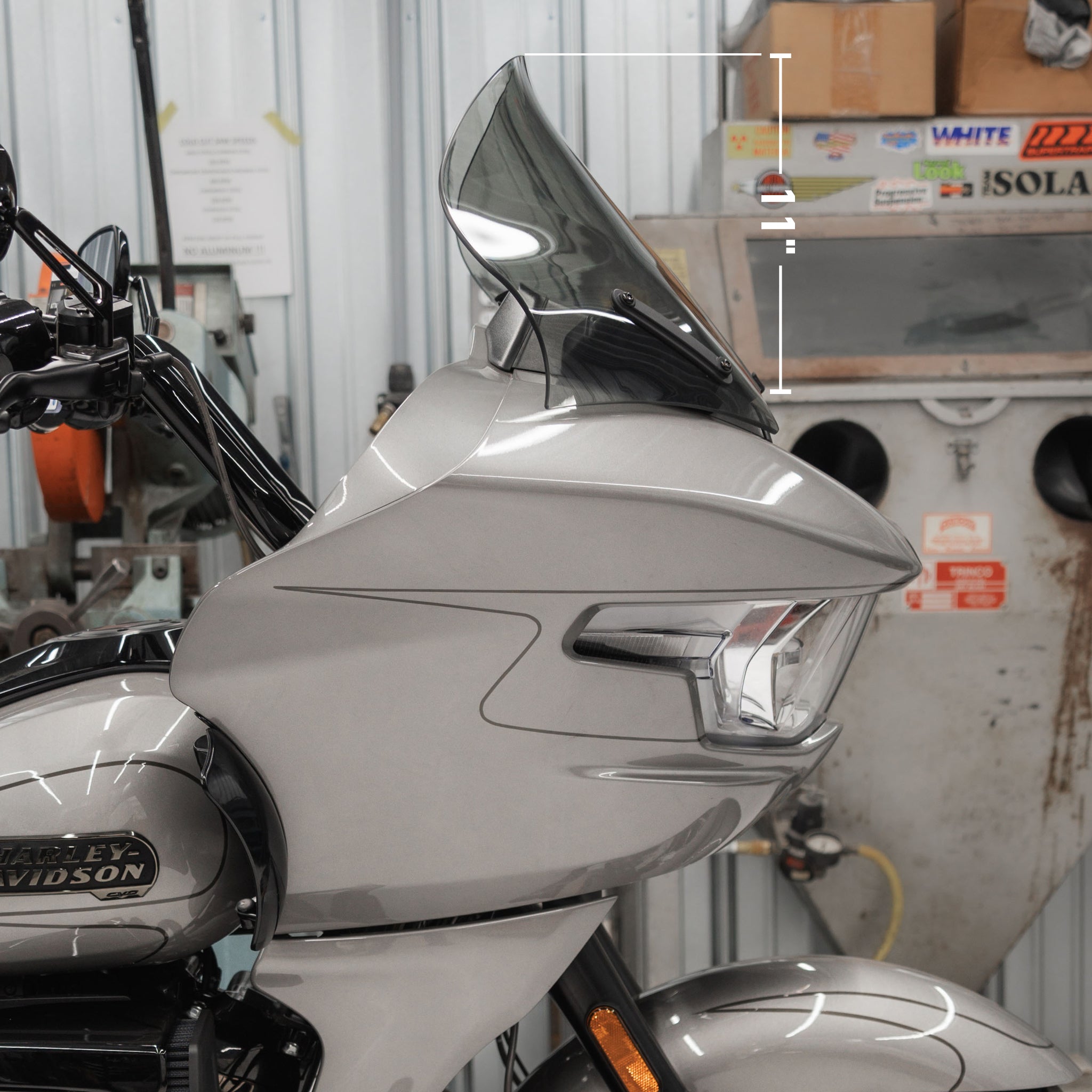 Windshield for H-D 2023-2024 Road Glide® (13.5" Pro-Touring - Tint - with vertical height measurement)