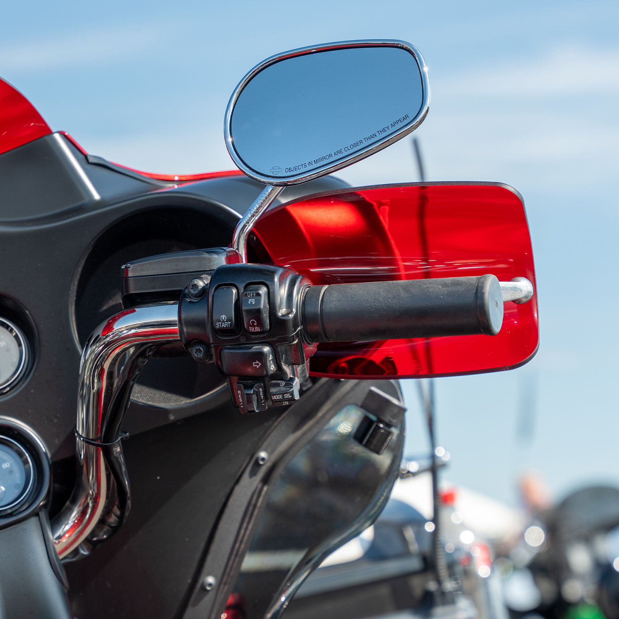 Red Flare Hand Guards for Harley-Davidson Motorcycle(Red (Acrylic))