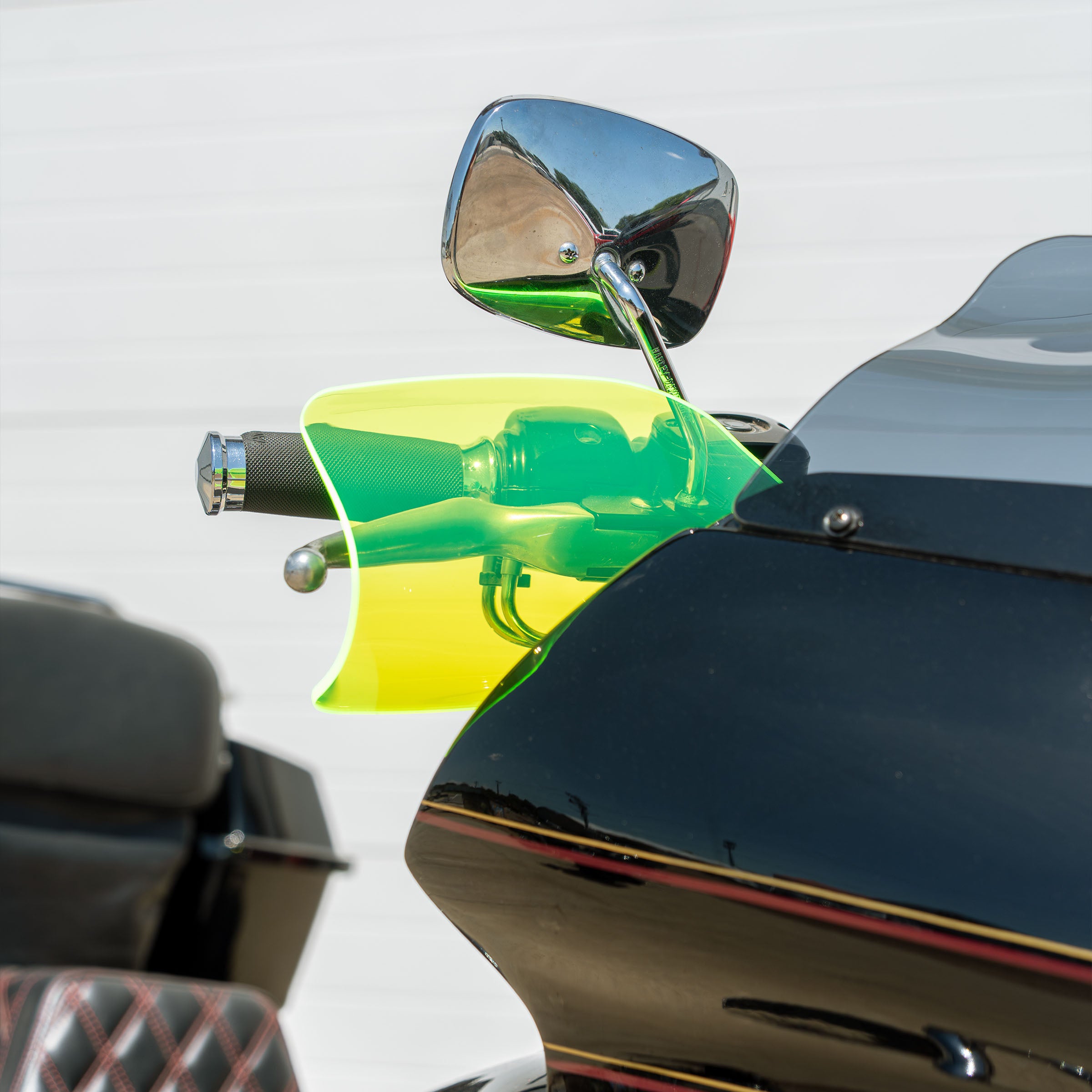 Green Ice Flare Hand Guards for Harley-Davidson Motorcycle(Green Ice (Acrylic))
