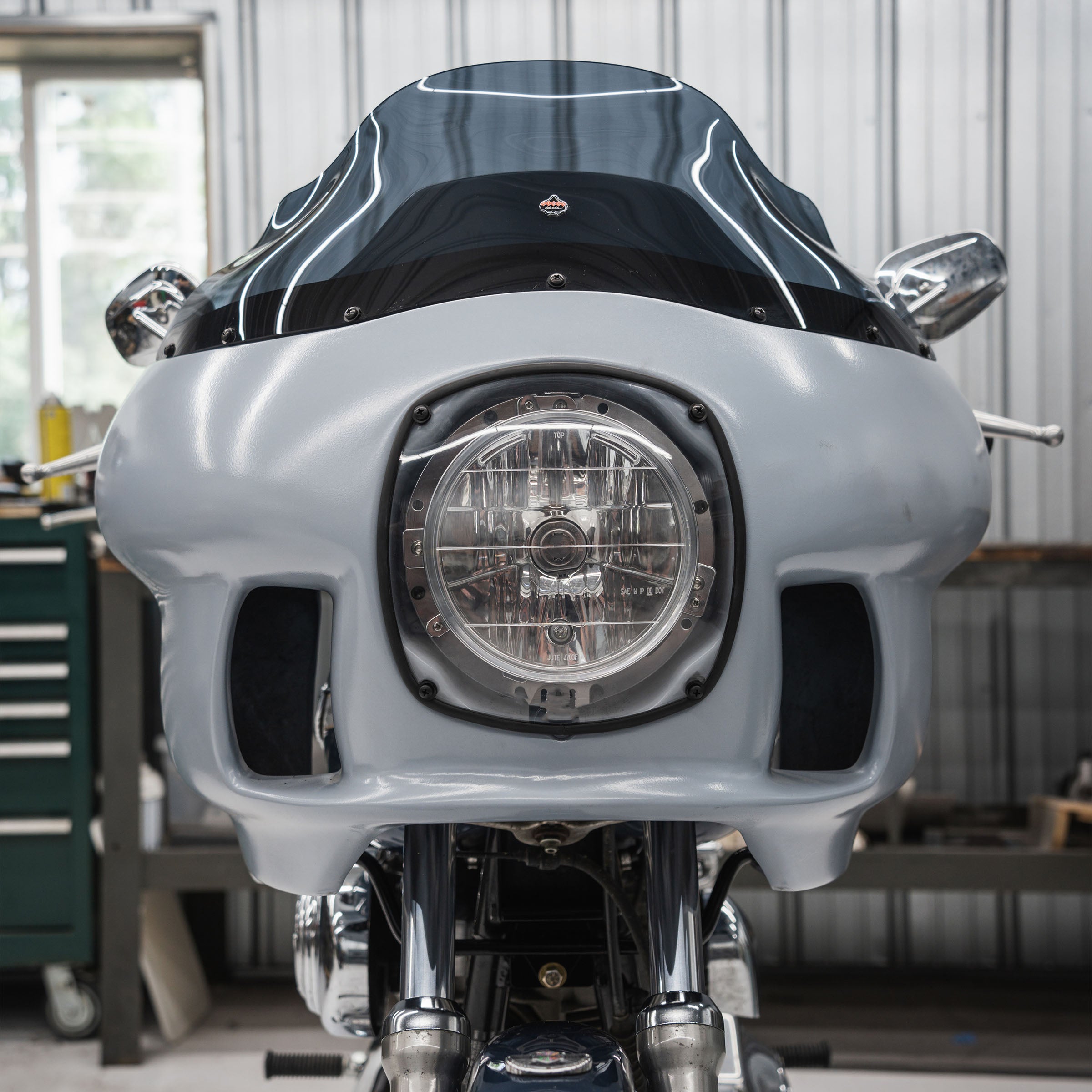 Harley-Davidson FXRP Fairing Fit Kit for 1991-2005 Dyna Motorcycles (1991-2005 H-D Dyna)