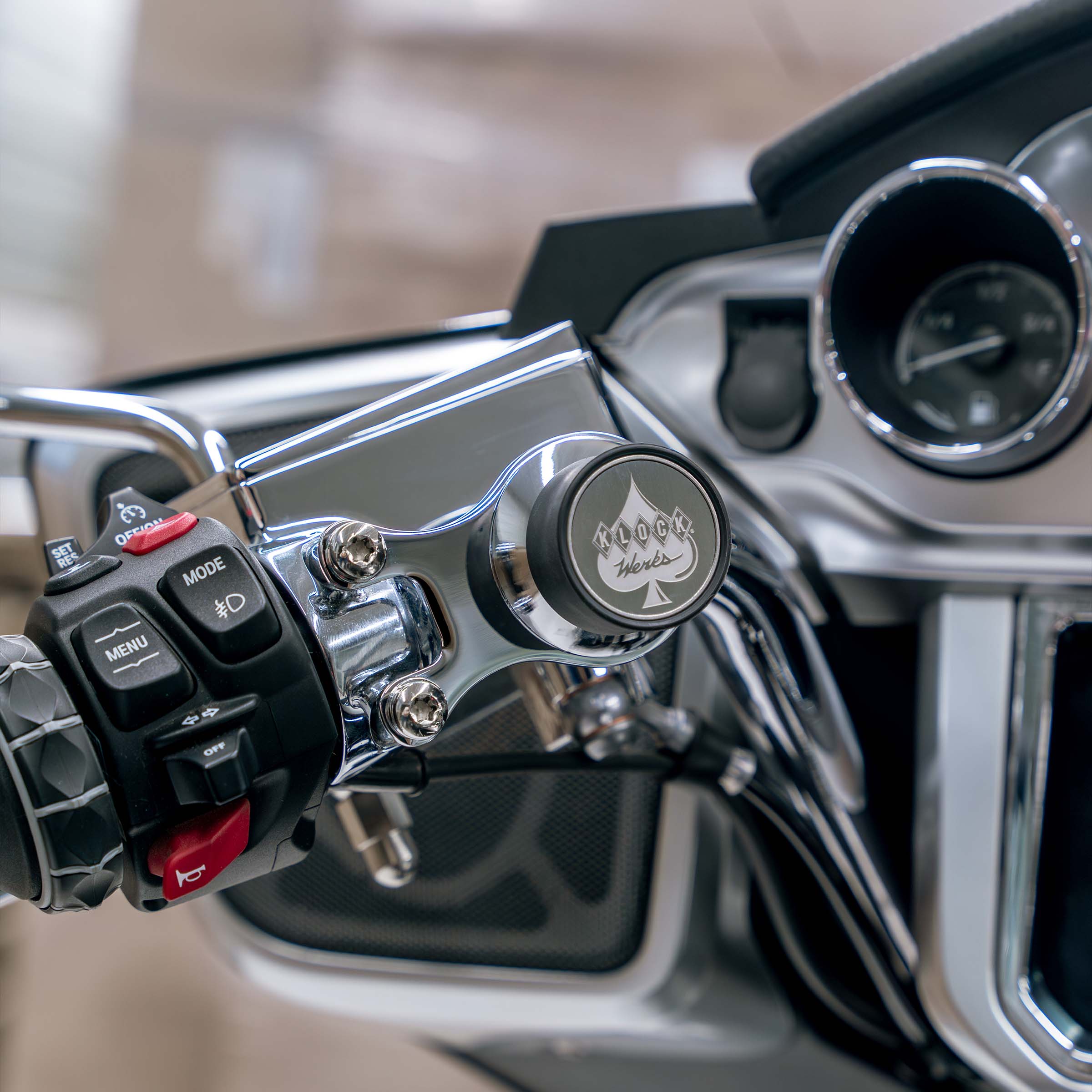 Ambidextrous Magnetic Phone Mounts for BMW® (Phone Mounts for BMW® - Ambidextrous - Chrome)