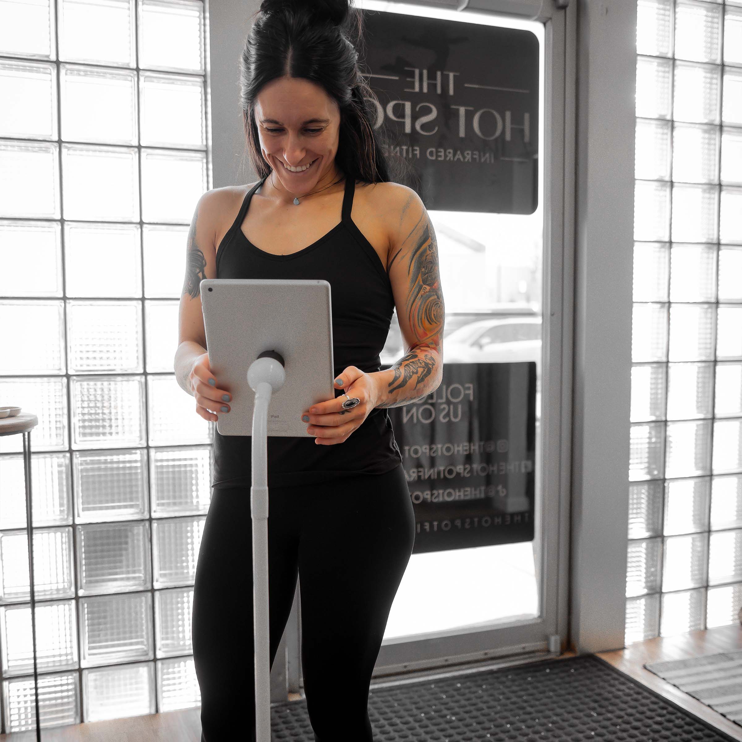 iOstandXT® Device Floor Stand (White Stand)
