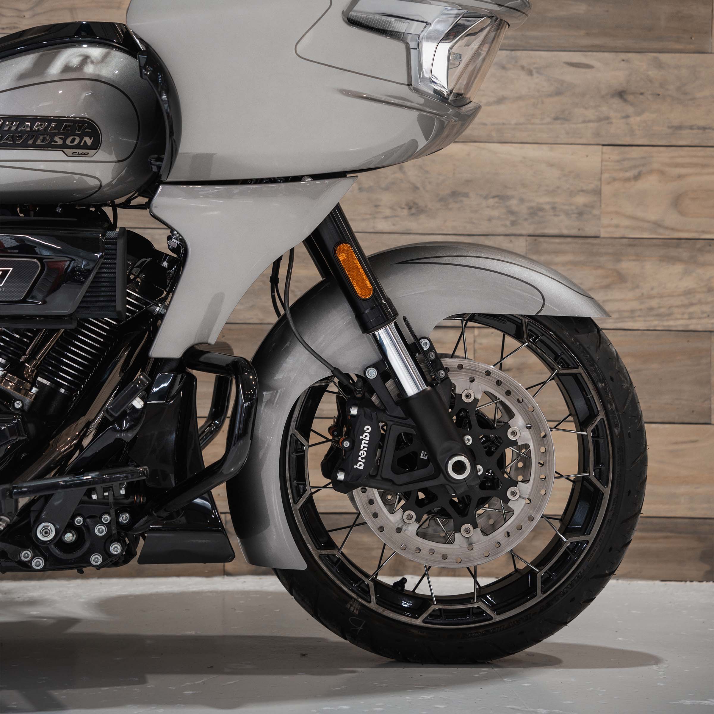 Level Front Fender Fit Kit for Harley-Davidson® CVO Touring Models (Level on the Road Glide)