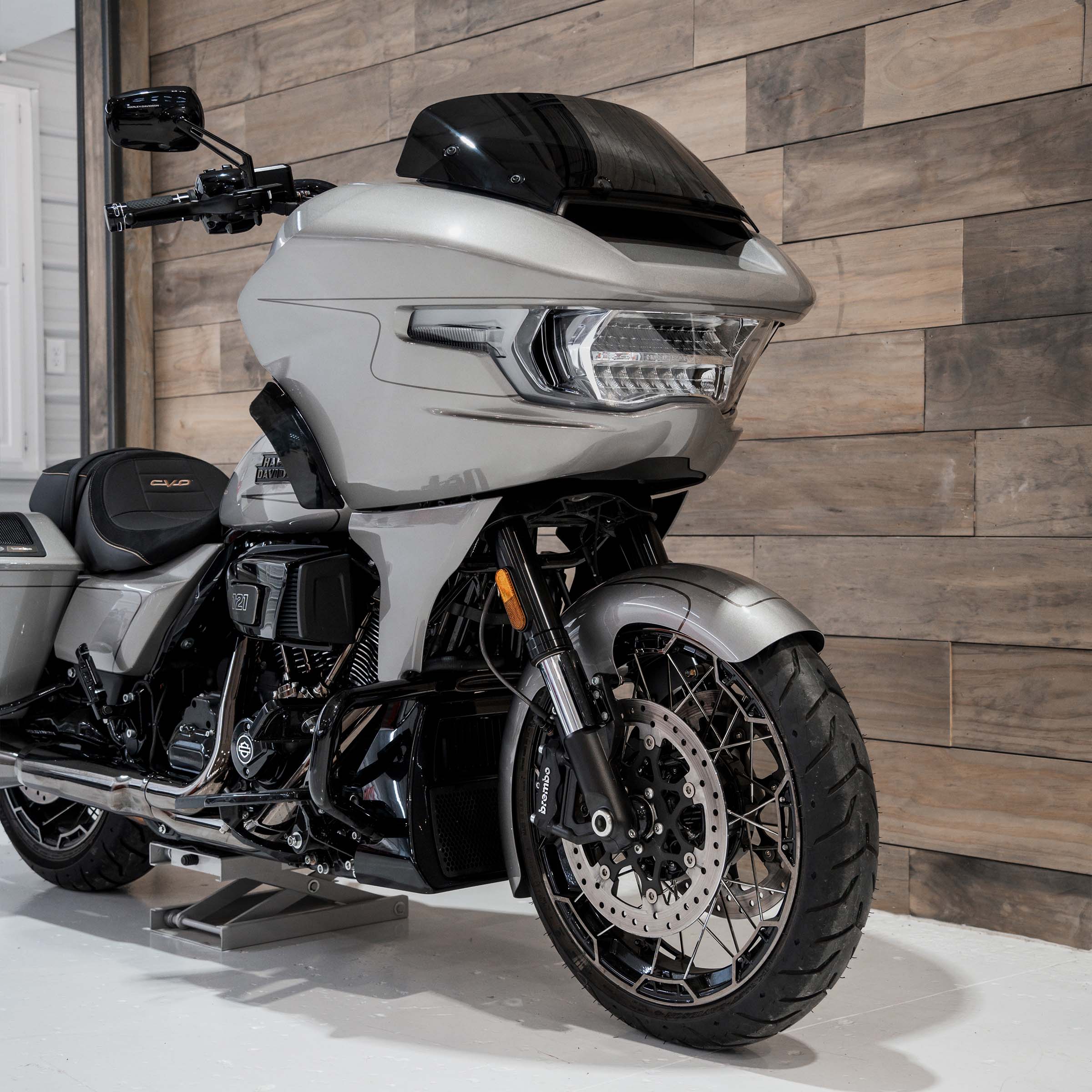 Wrapper Front Fender Fit Kit for Harley-Davidson® CVO Touring Models (Wrapper on the Road Glide)