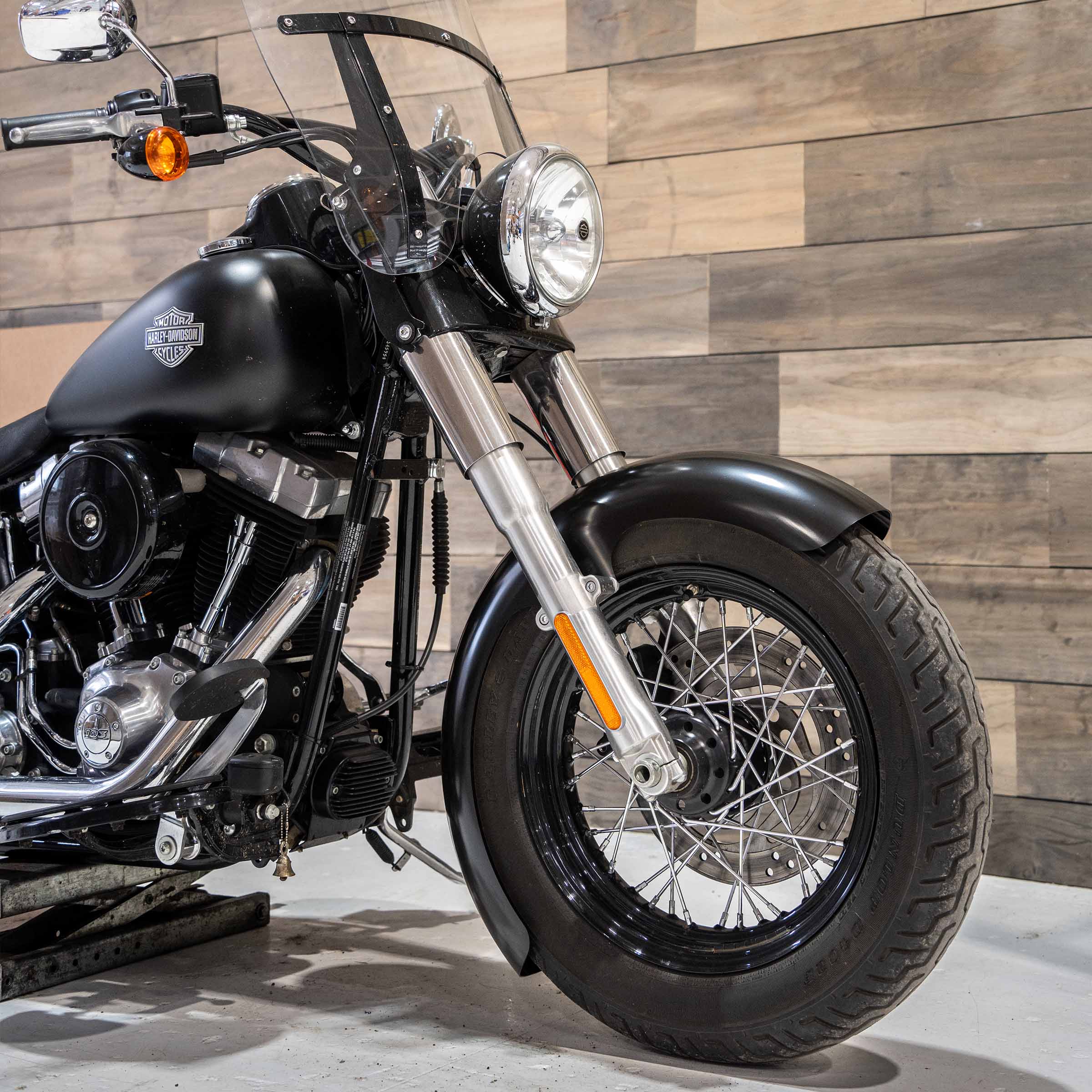 Tire Hugger Front Fender for Harley-Davidson® 1986-2017 Softail FLST and 2013-2025 Breakout (16"-19" Wrapper)
