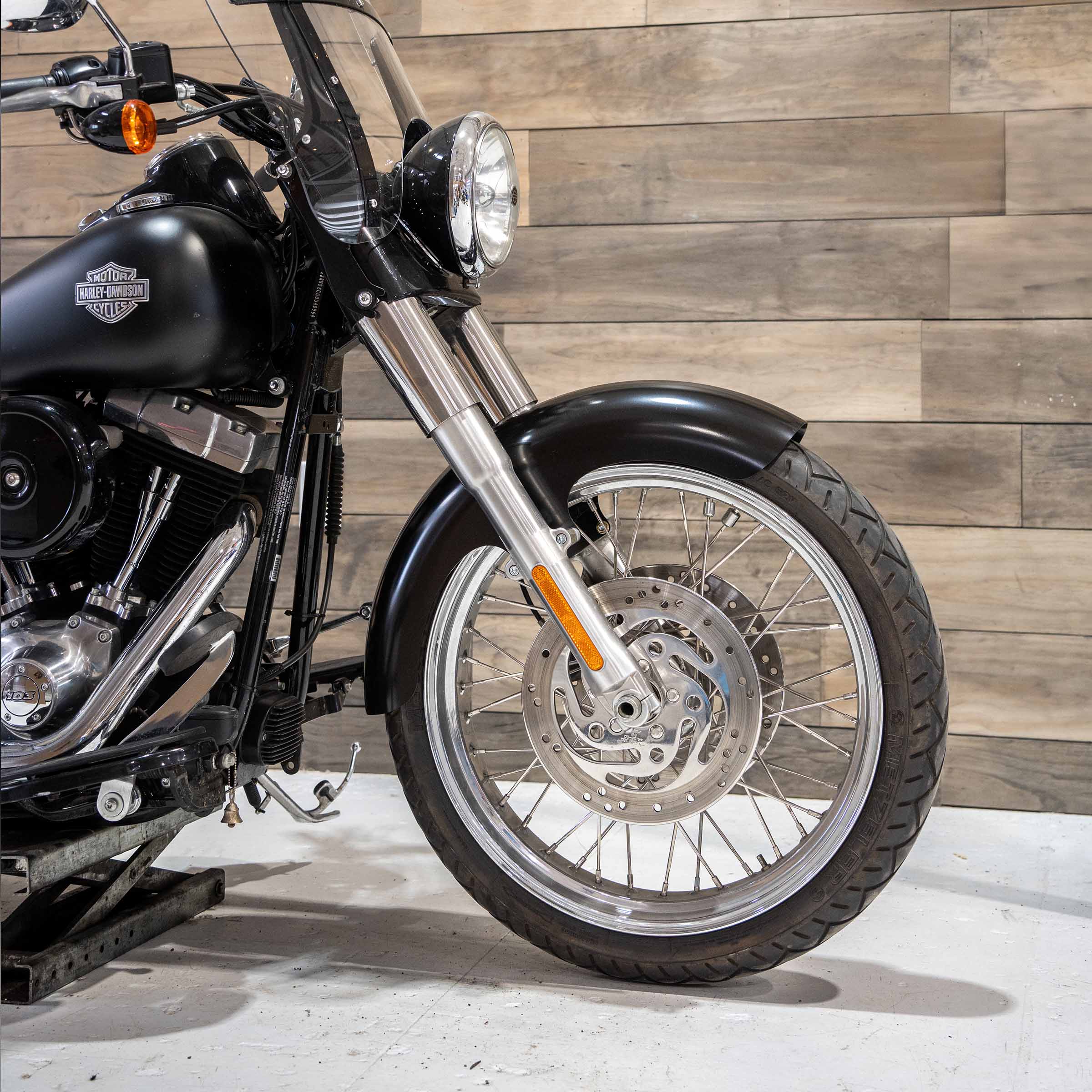 Tire Hugger Front Fender for Harley-Davidson® 1986-2017 Softail FLST and 2013-2025 Breakout (21" Thickster)