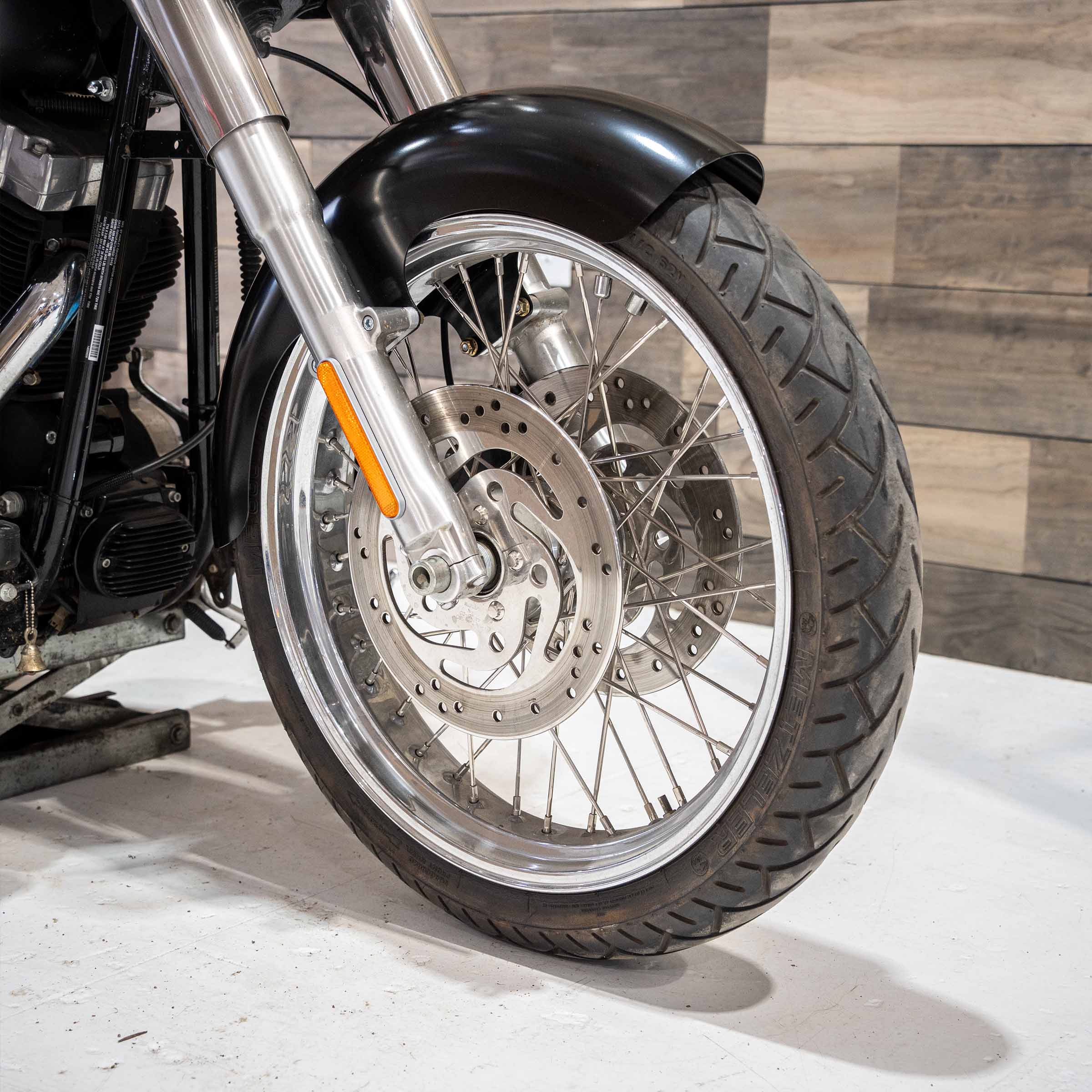 Tire Hugger Front Fender for Harley-Davidson® 1986-2017 Softail FLST and 2013-2025 Breakout (21" Thickster)