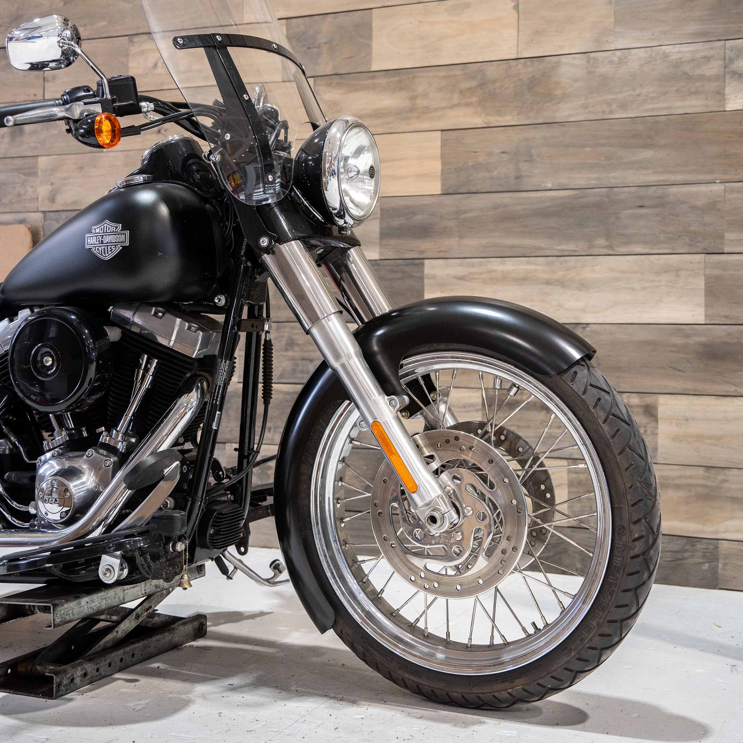 Tire Hugger Front Fender for Harley-Davidson® 1986-2017 Softail FLST and 2013-2025 Breakout (16"-19" Wrapper)