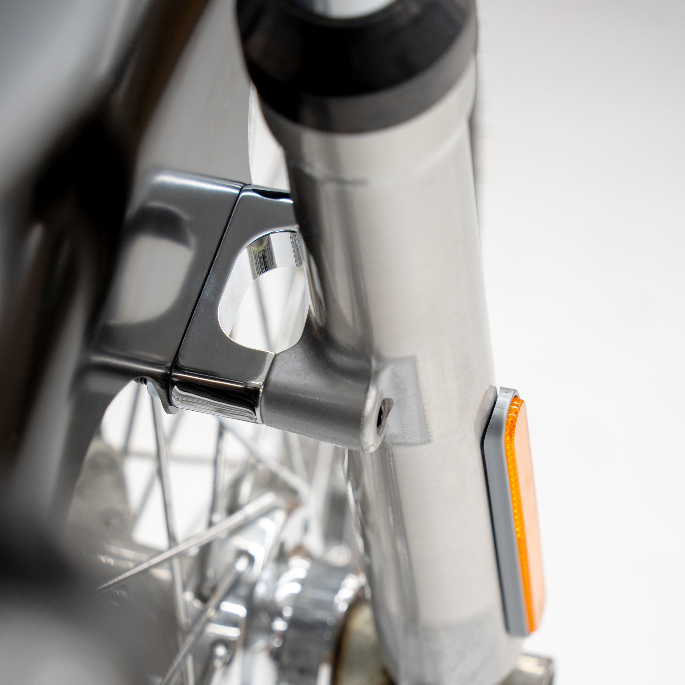 Harley-Davidson Motorcycles Softail (FXST) | Dyna (FXDWG) Tire Hugger Front Fender Mounting Blocks(21" Skinny Chrome)