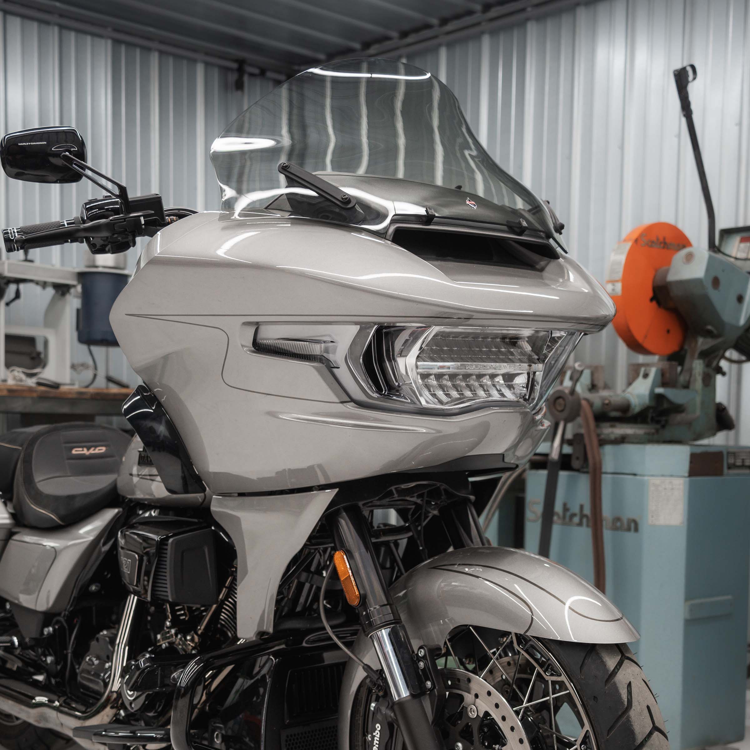 Windshield for H-D 2023-2024 Road Glide® (13.5" Pro-Touring - Tint)