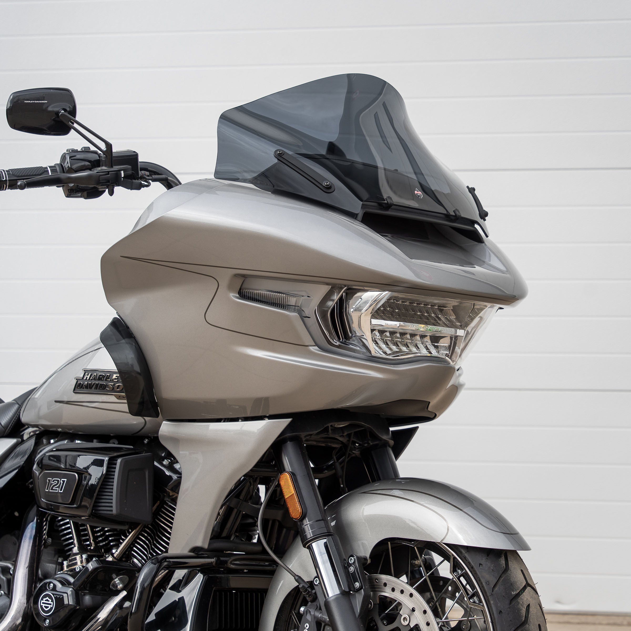Windshield for H-D 2023-2024 Road Glide® (12" Pro-Touring - Dark Smoke)
