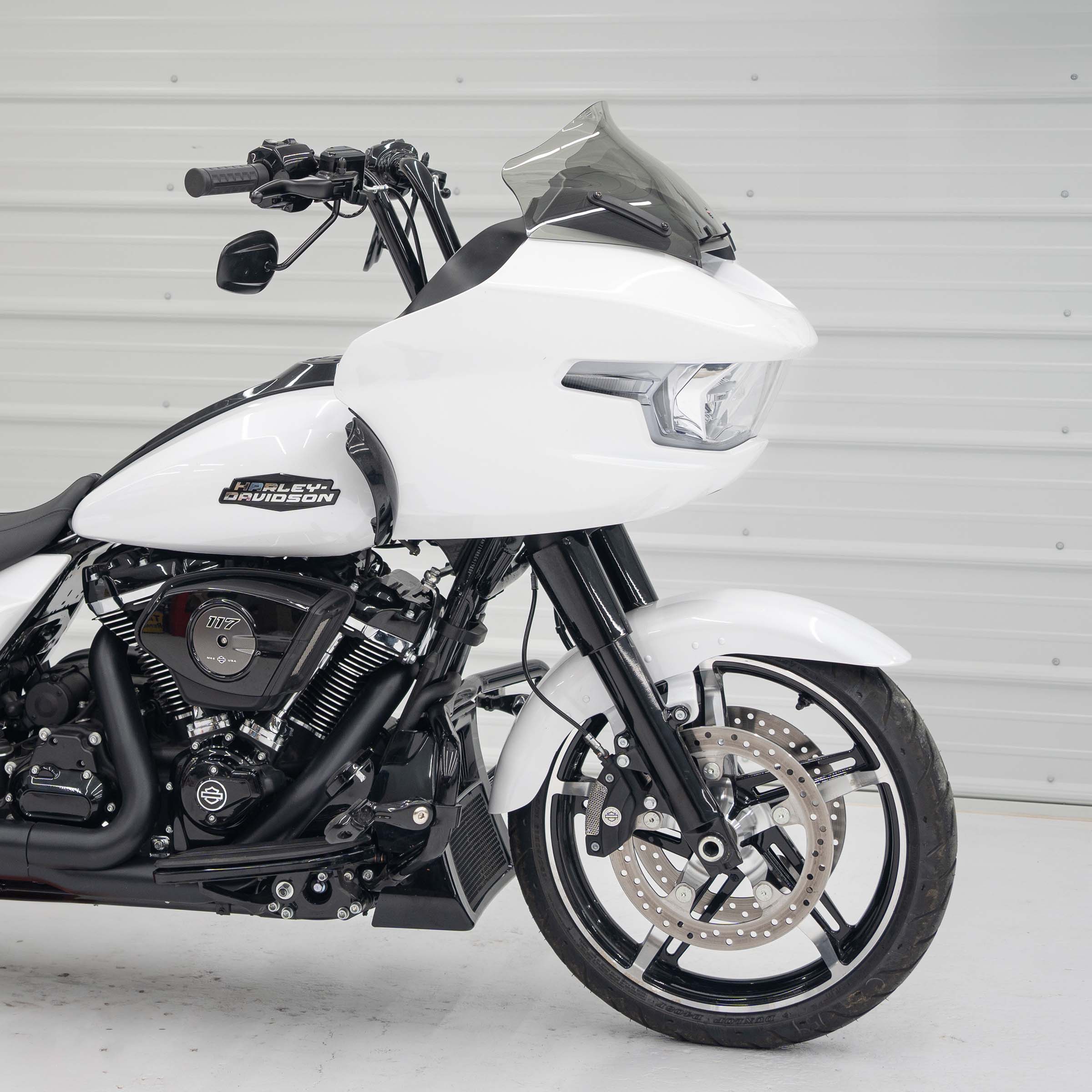 Windshield for H-D 2023-2024 Road Glide® (10" Sport - Tint)