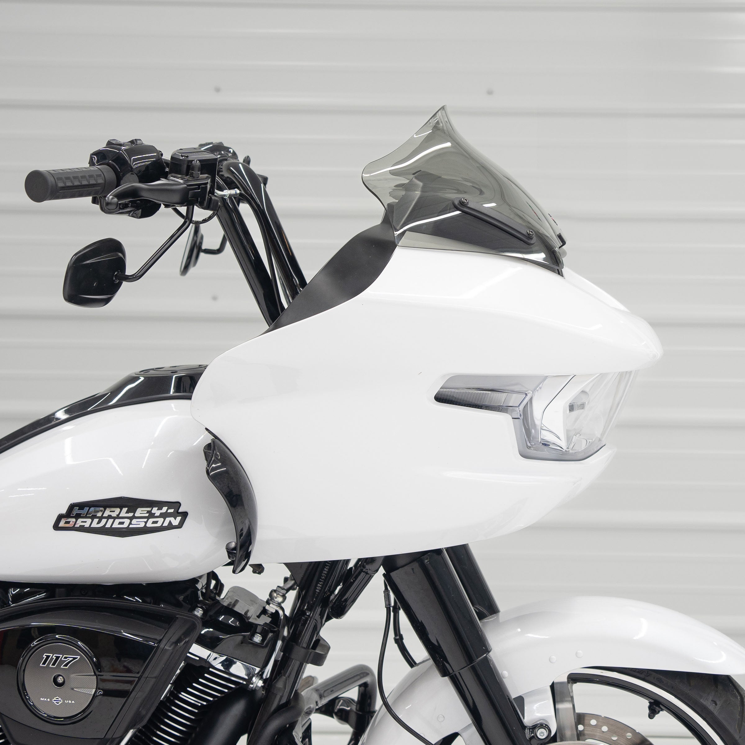 Windshield for H-D 2023-2024 Road Glide® (10" Sport - Tint)