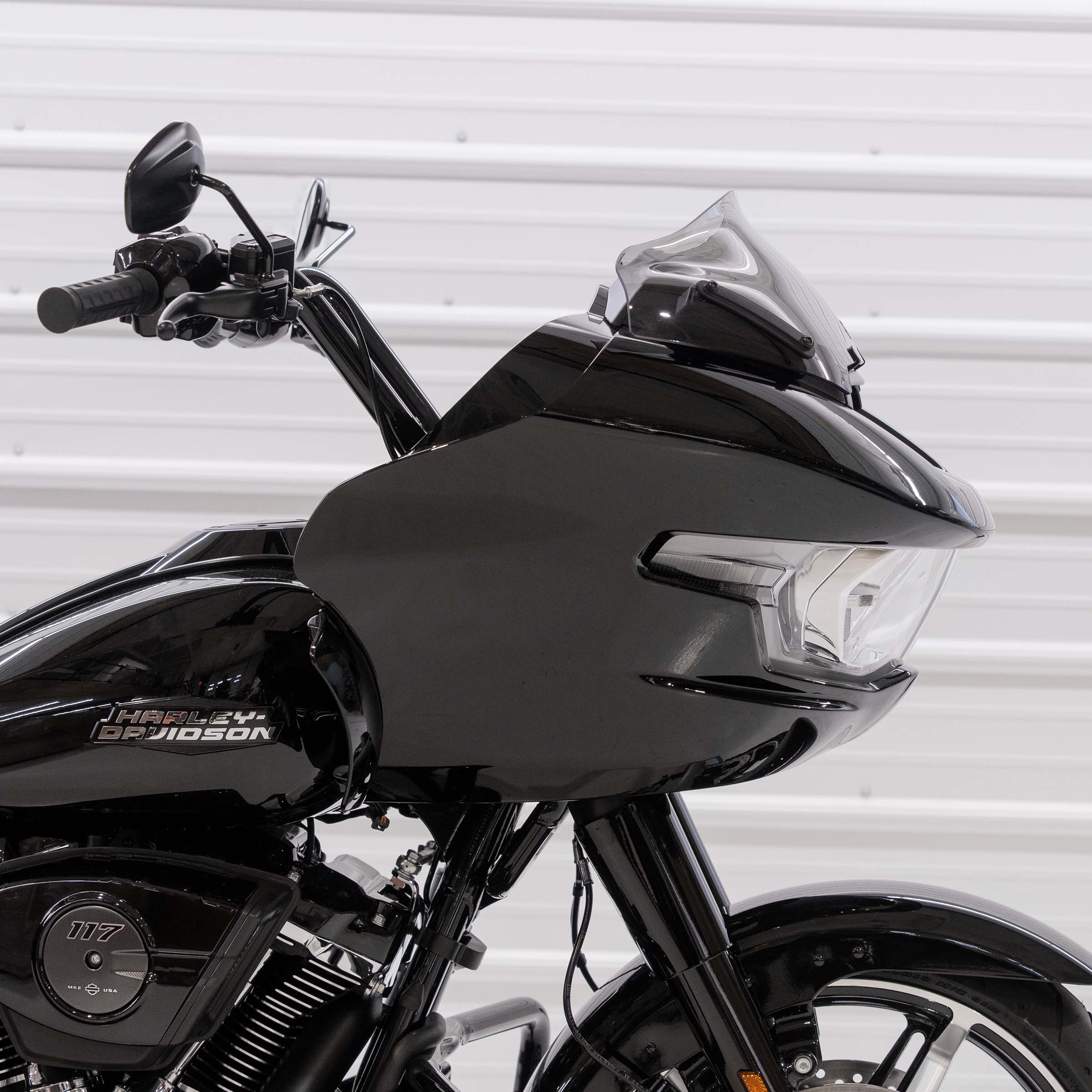 Motorcycle Windshield for Harley-Davidson 2023-2024 Road Glide® (8" Sport - Tint)