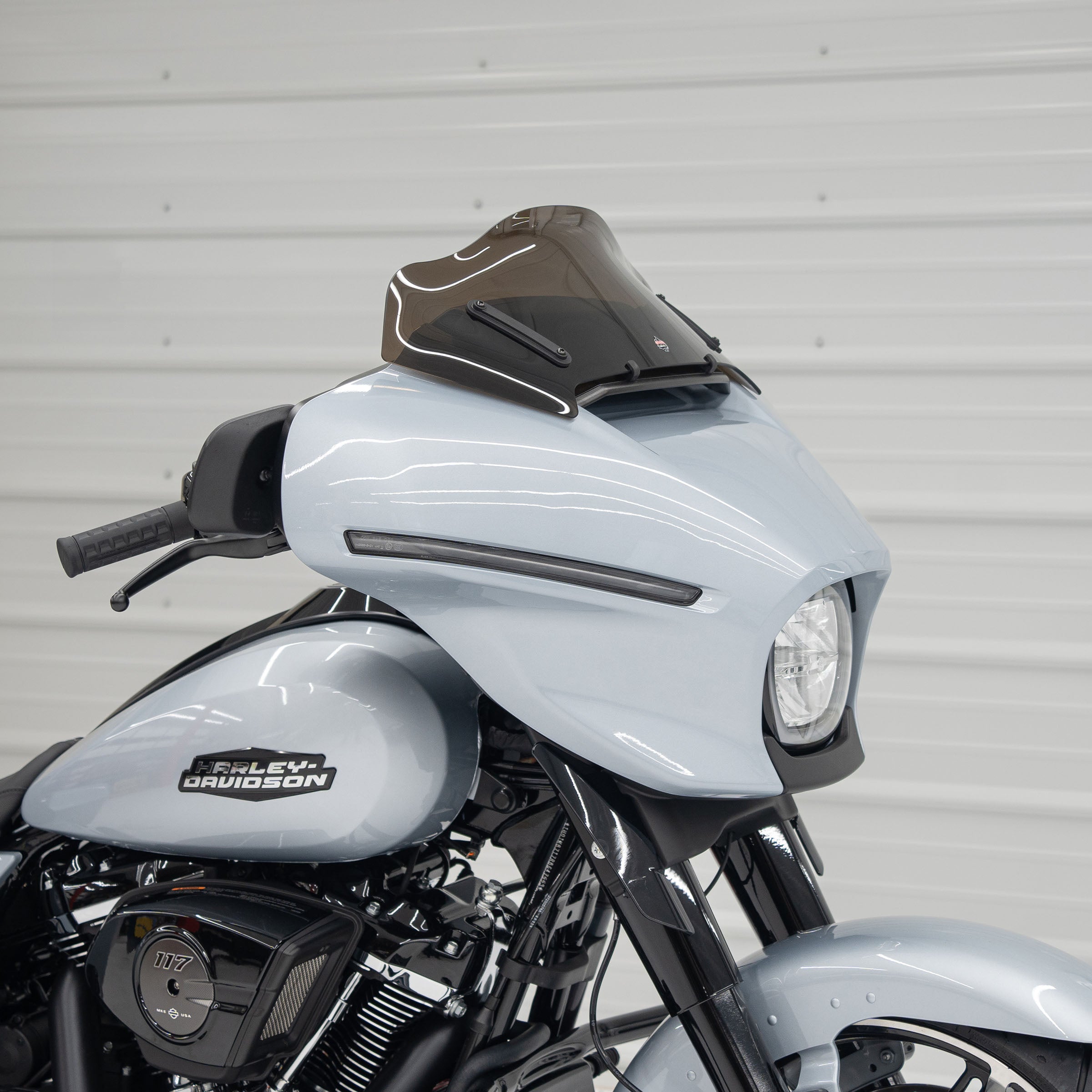 Kolor Windshield for Harley-Davidson 2023.5-2024 FLH (8" Bronze)