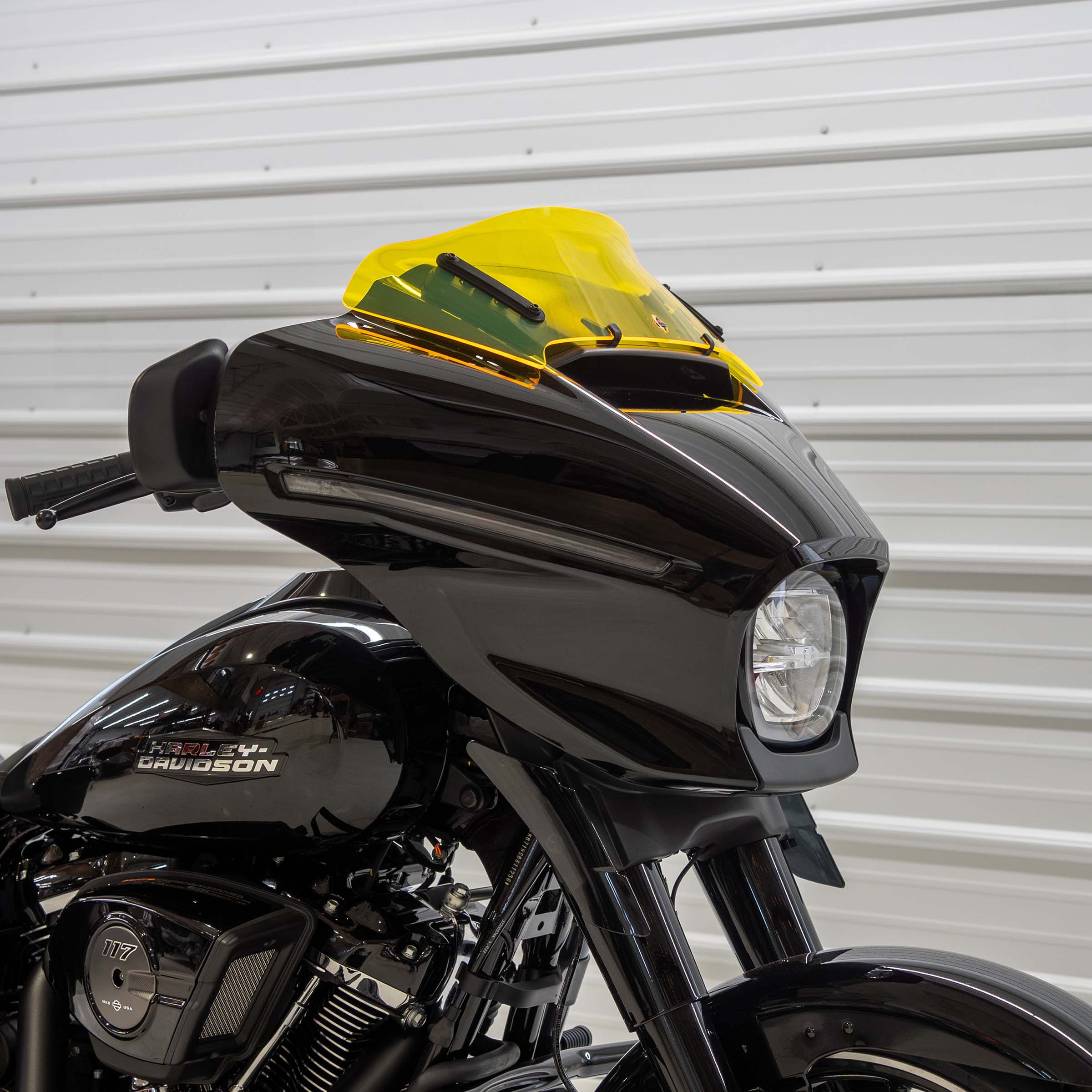 Yellow Color Windshield for Harley-Davidson 2023.5-2024 FLH (6.5" Yellow Ice)
