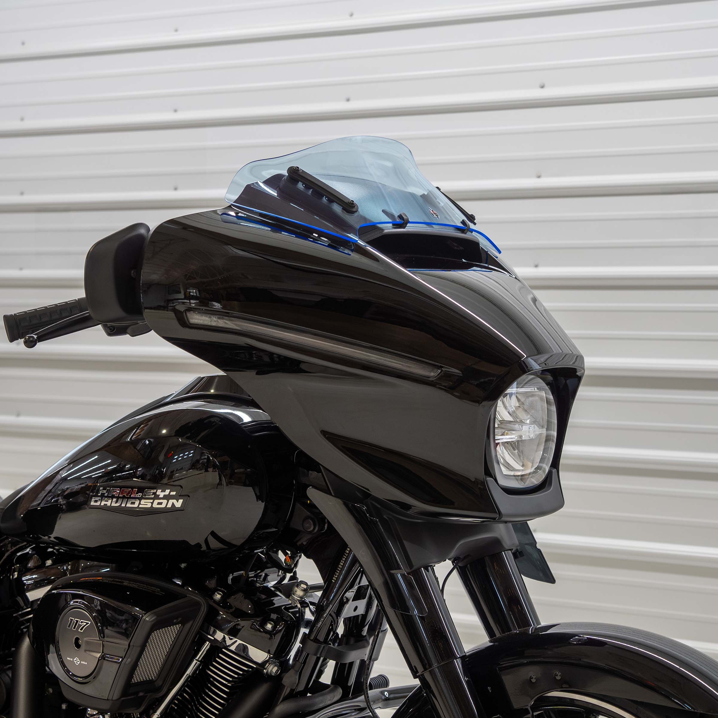 Baby Blue Color Windshield for Harley-Davidson 2023.5-2024 FLH (6.5" Blue Ice)
