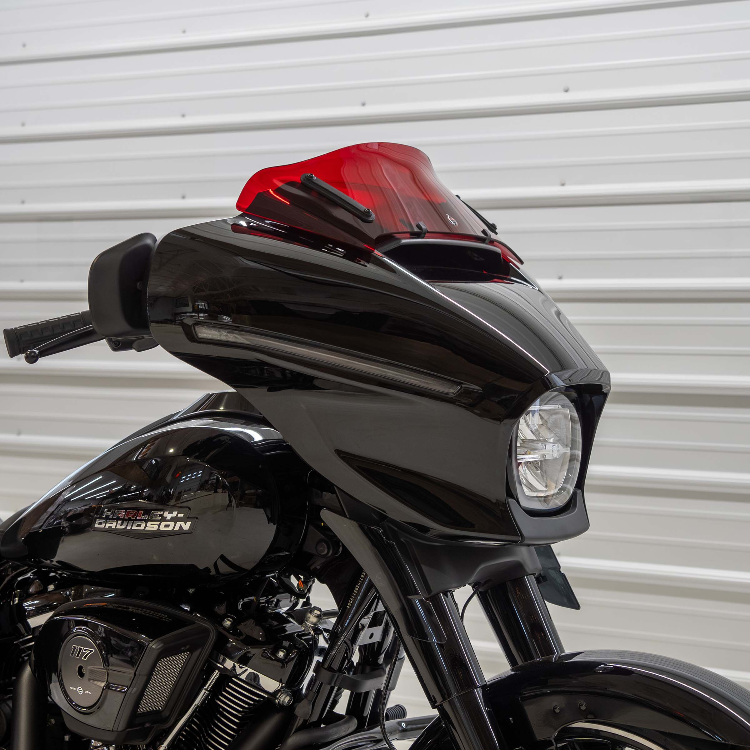 Red Color Windshield for Harley-Davidson 2023.5-2024 FLH (6.5" Red)