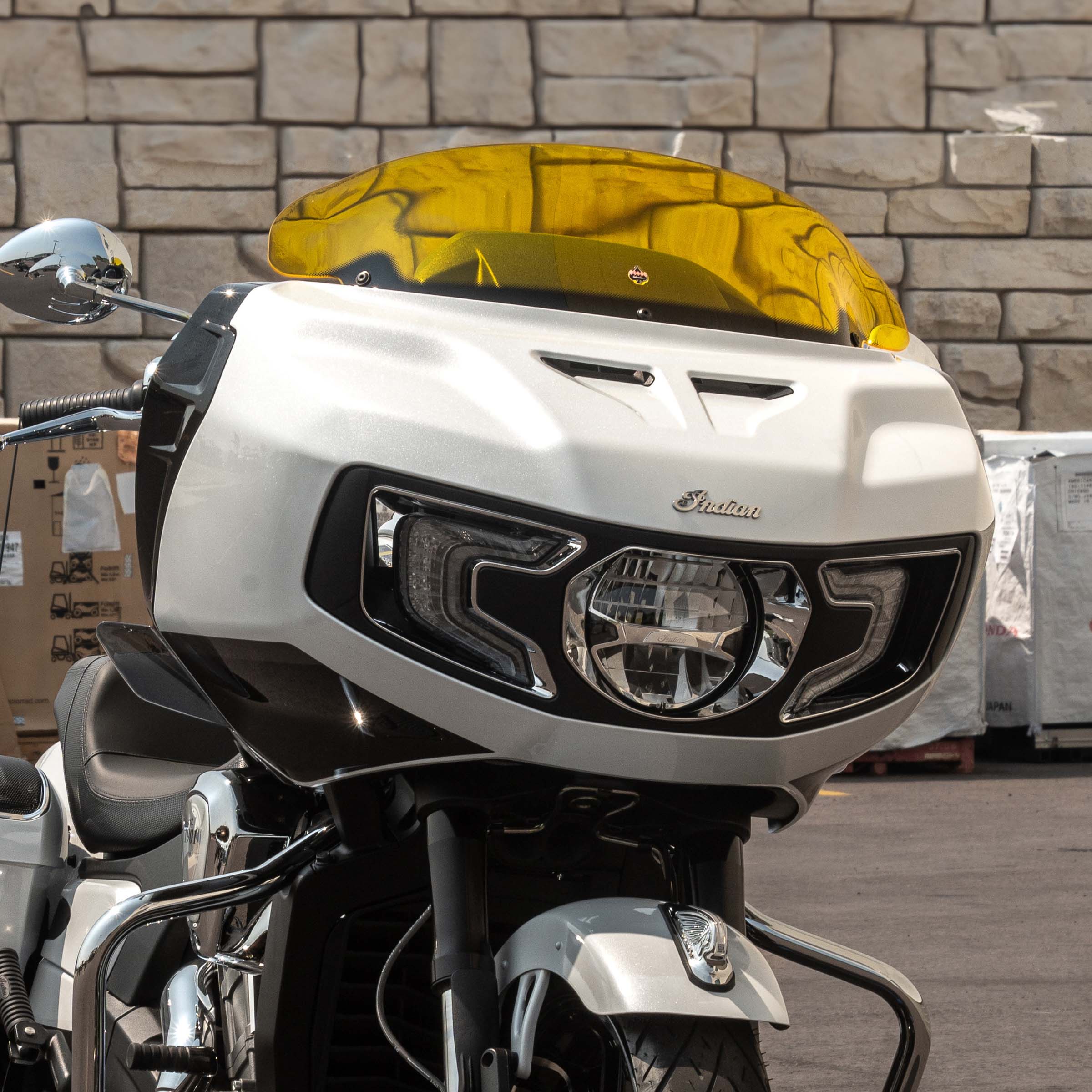 Kolor Windshield for Indian Challenger and Pursuit motorcycle models (Yellow Kolor)