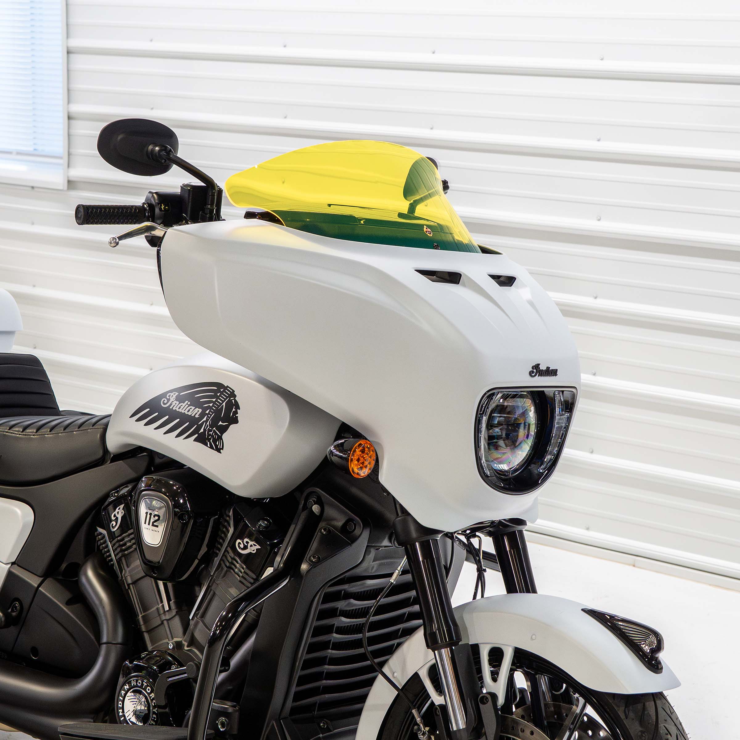 Kolor Flare® Windshields for Indian® 2025+ Chieftain & Roadmaster PowerPlus - Yellow Ice Motorcycle Windshield (9" - Yellow Ice)