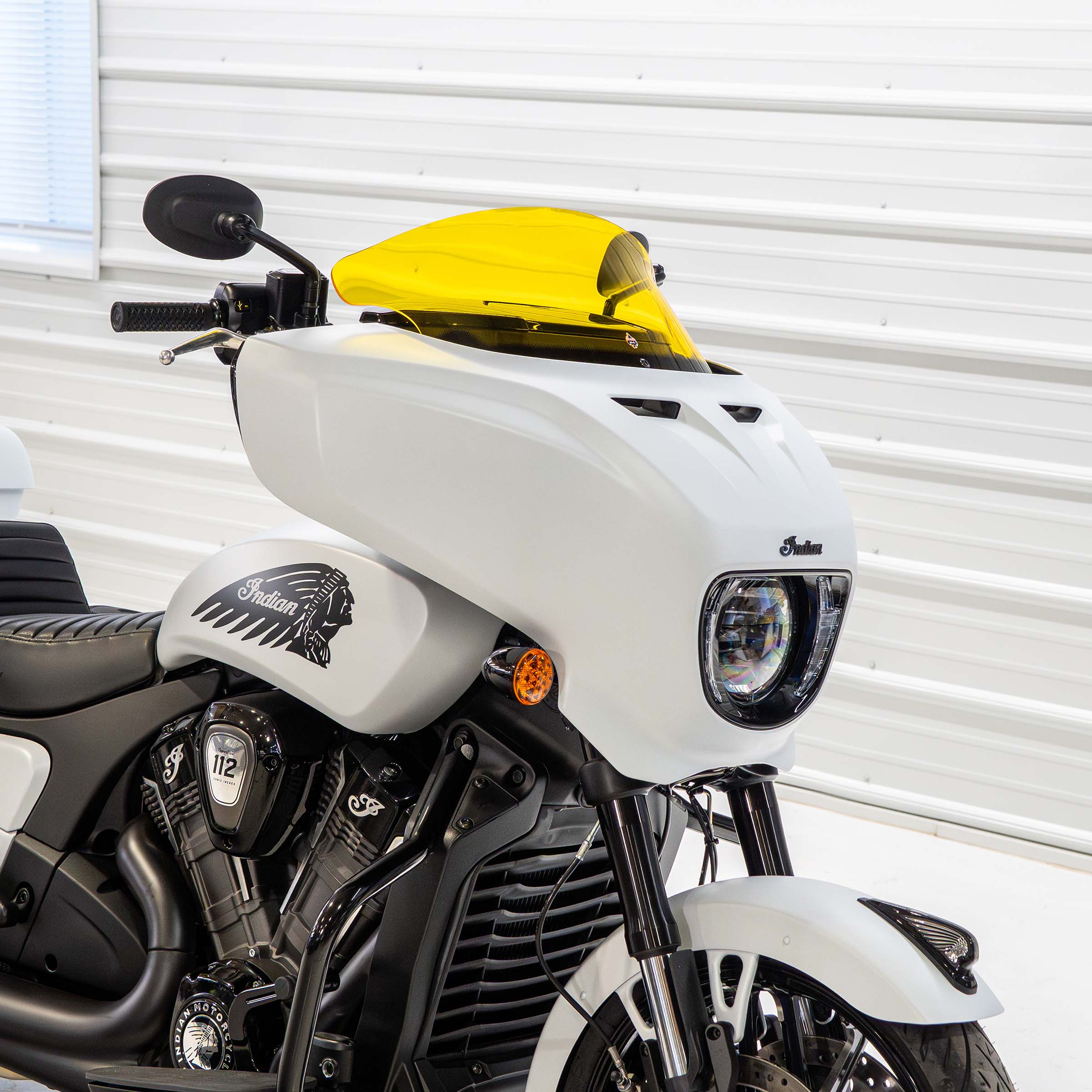 Kolor Flare® Windshields for Indian® 2025+ Chieftain & Roadmaster PowerPlus - Yellow Motorcycle Windshield (9" - Yellow)