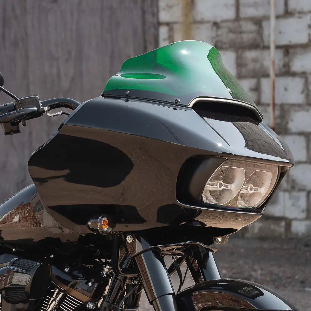 9" Green Kolor Flare™ Windshield for Harley-Davidson 2015-2023 Road Glide motorcycle models (9" Green)
