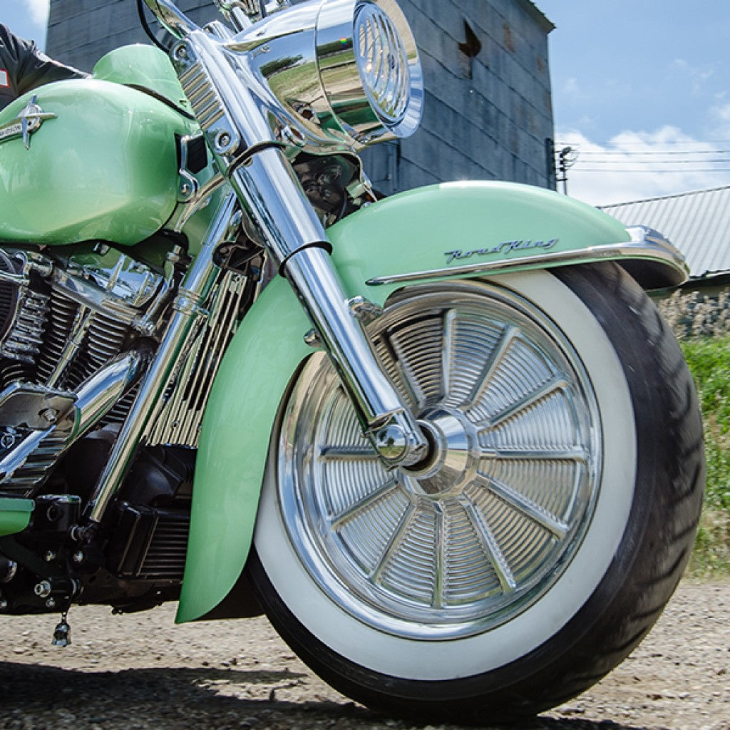 Polished Flush Mount Front Axles for Harley-Davidson® - 25mm Axle Touring and more(Polished)
