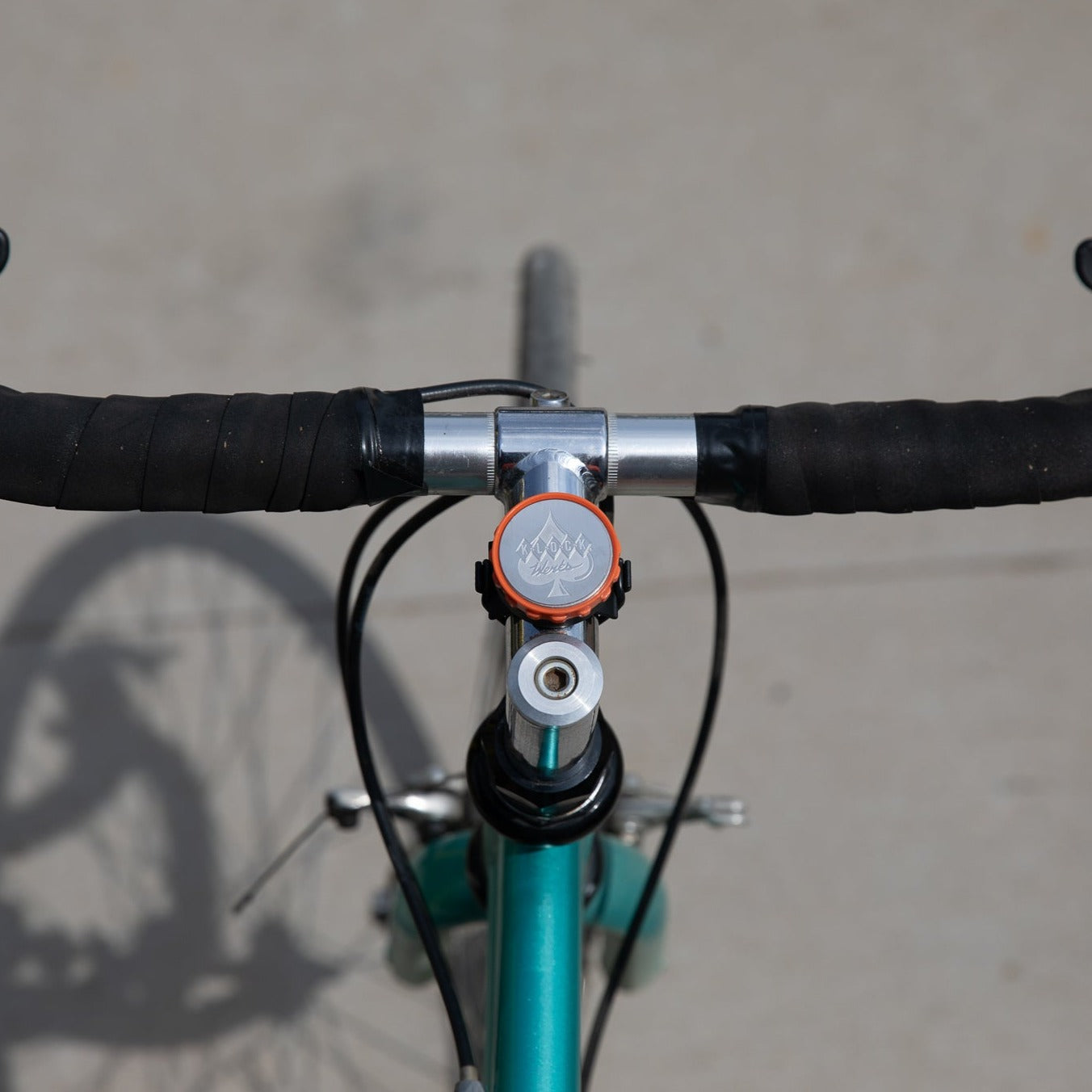 Convert™ Garmin Magnetic Phone Mount to iOmounts™ Indoor Version mounted to bike (Indoor Version mounted to bike)