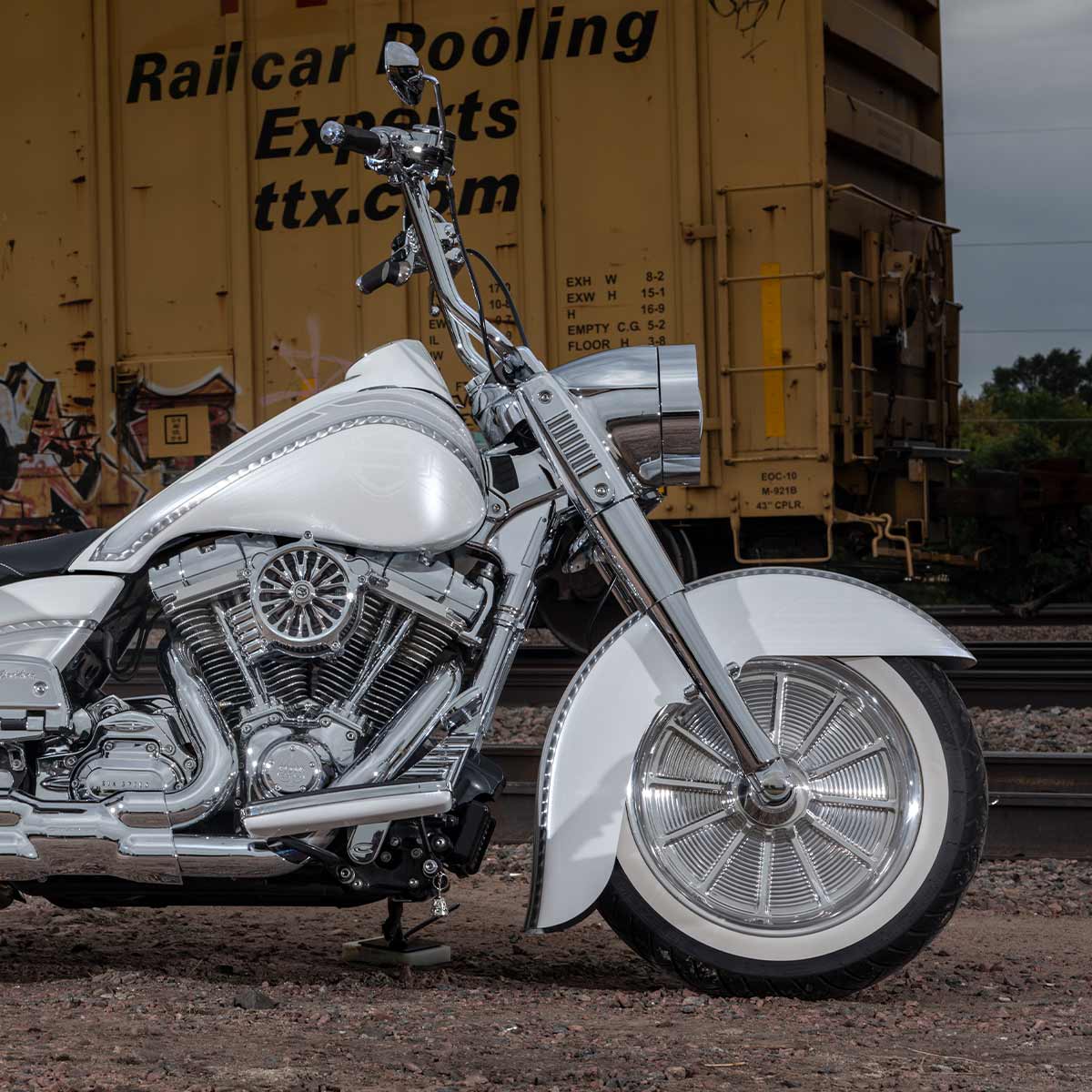 16-19" Benchmark Front Fenders for Harley-Davidson 1983-2013 Touring Motorcycle Models(16-19" Benchmark)
