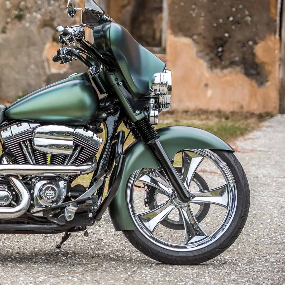 21" LevelTire Hugger Front Fenders for Harley-Davidson 1983-2013 Touring Motorcycle Models(21" Level)