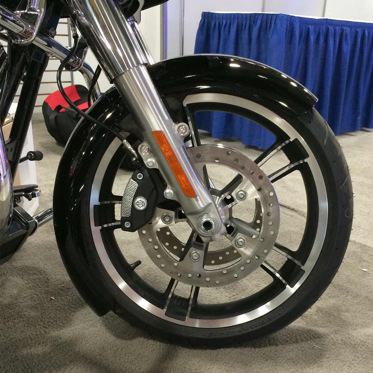 Wrapper Tire Hugger Front Fender Fit Kit for Harley-Davidson 2014-2023 Touring Motorcycle Models(Wrapper)