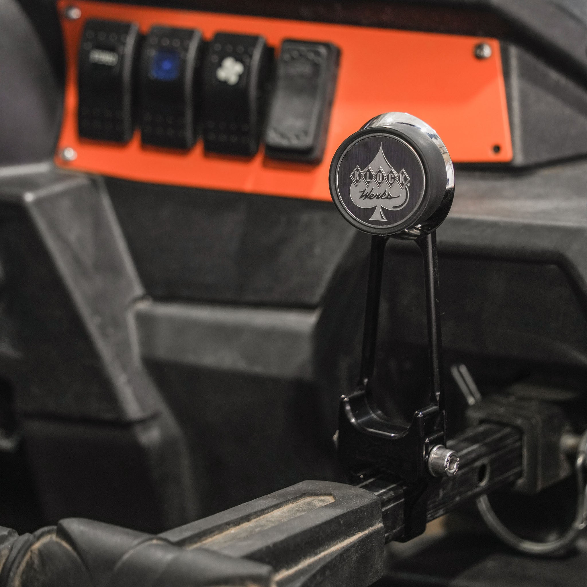 Passenger Grab Handle Megnetic Phone Mount mounted on Grab Handle