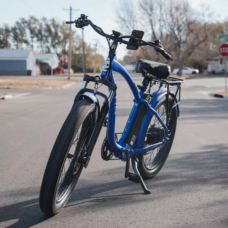 0.875" nomad+ Universal Bar Magnetic Phone Mount shown on eBike handlebar(0.875" on eBike)