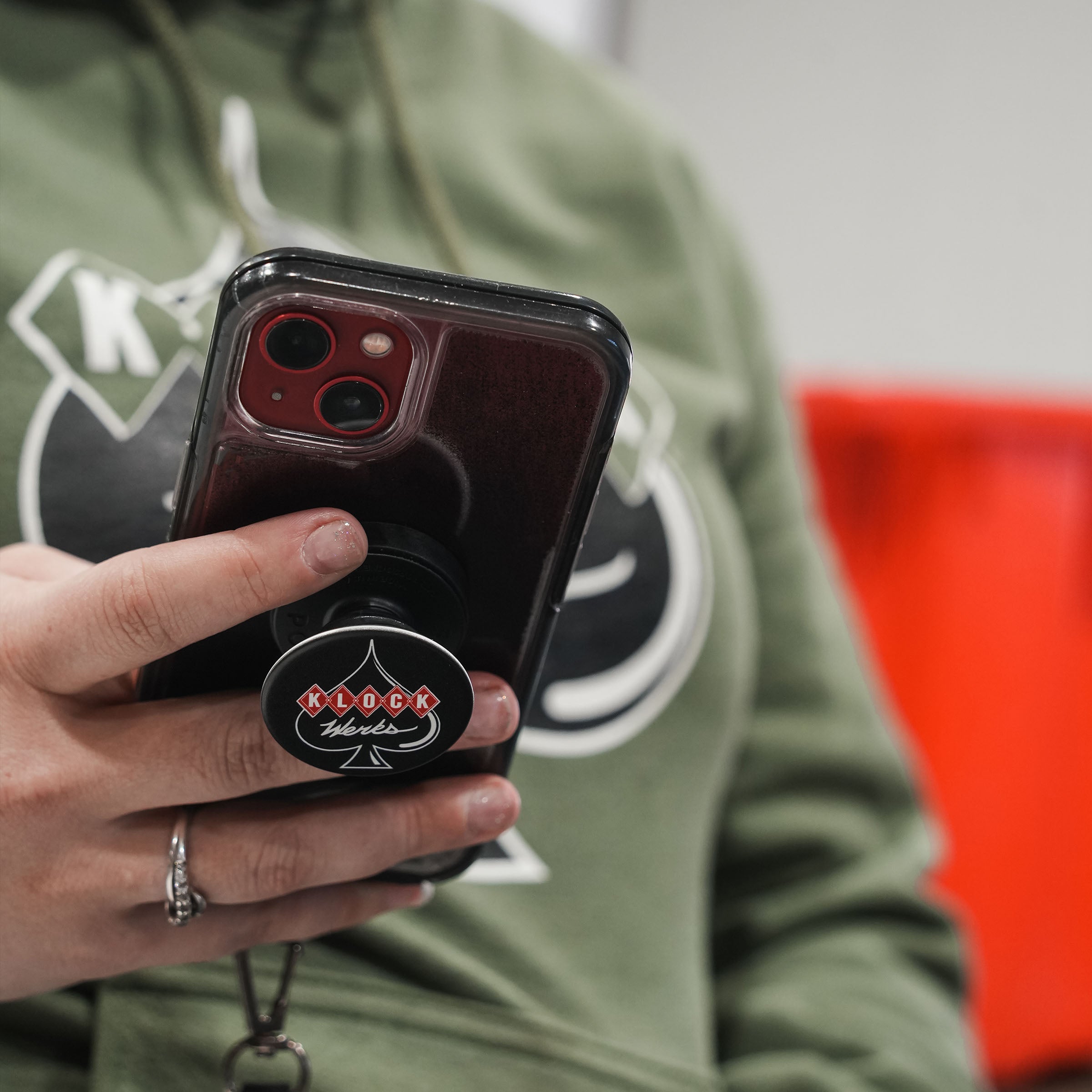 iOpop showing spade style on phone(Spade style on phone)