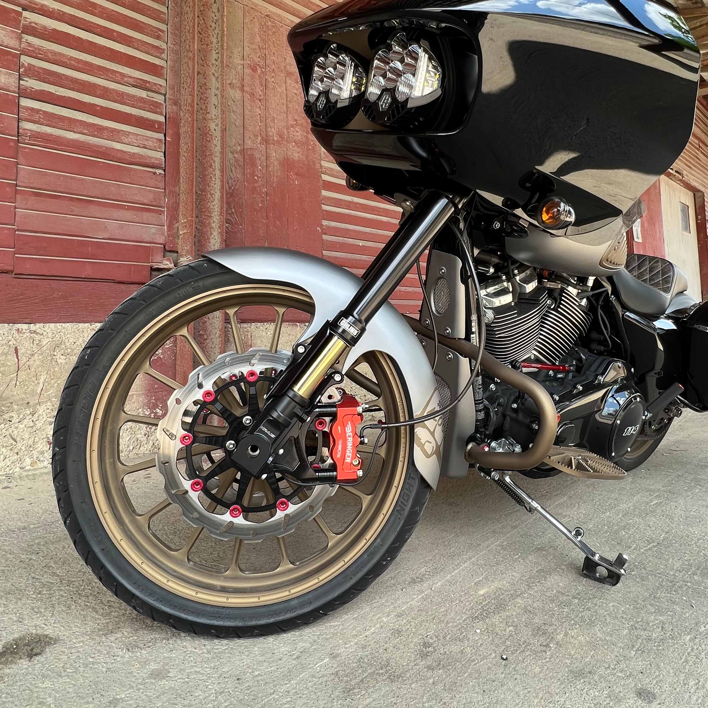 Inverted Fork Steadfast Fender Mounting Blocks on motorcycle(Inverted Fork Steadfast Blocks)
