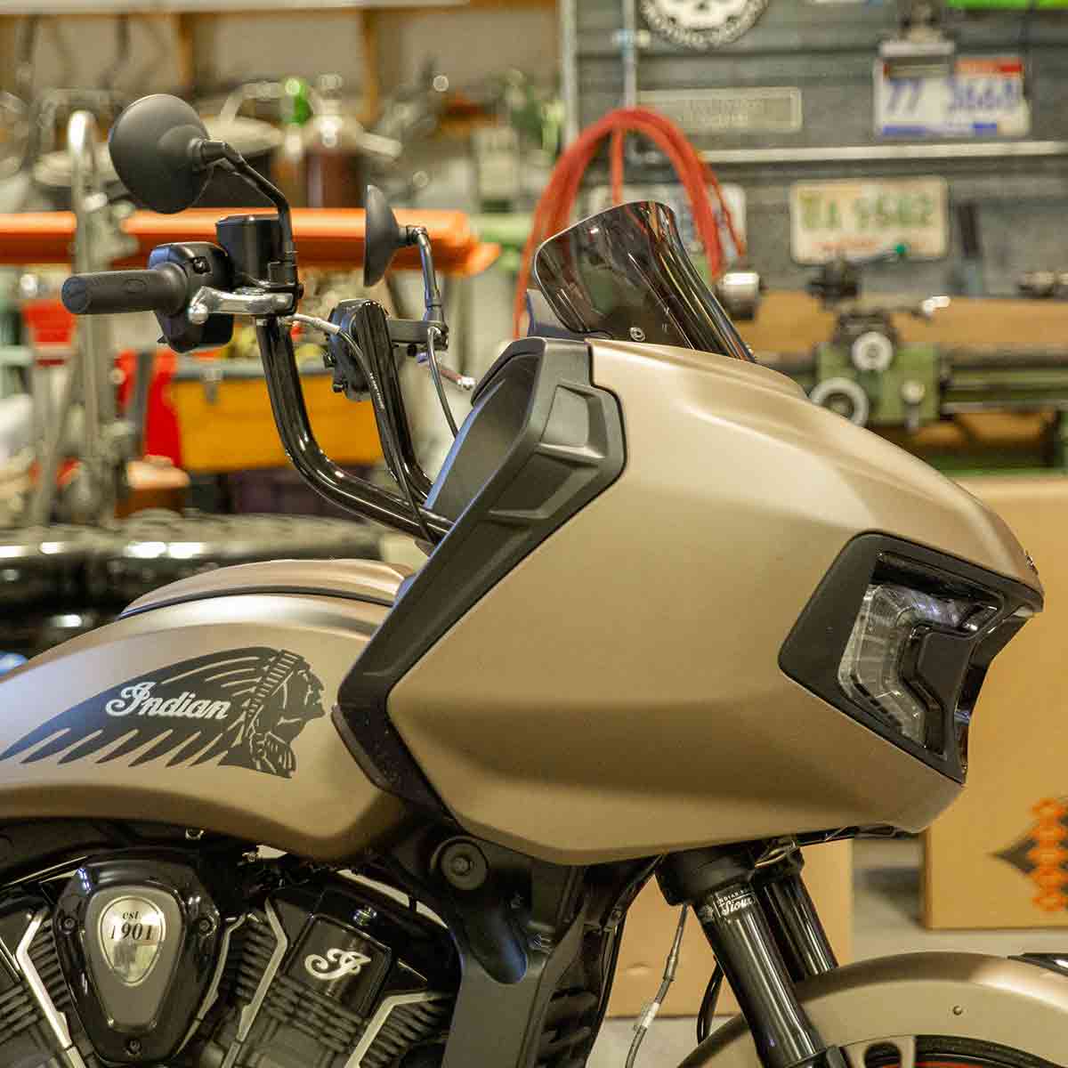 Black Ergo Handlebar for Indian® Challenger and Pursuit Motorcycles(Black Handlebar for Indian®)