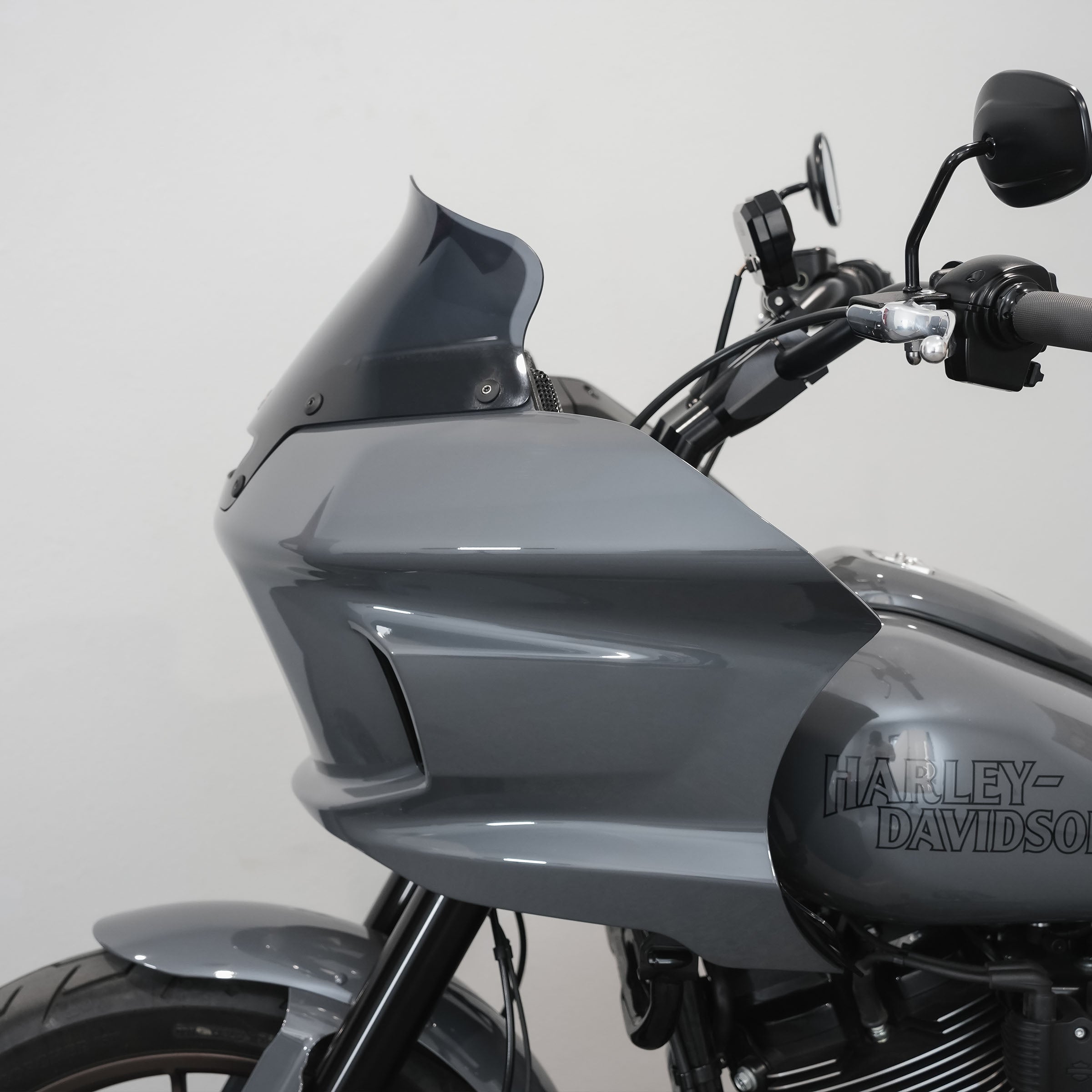 6" Dark Smoke Windshield for Harley-Davidson Low Rider ST motorcycle models(6" Dark Smoke)