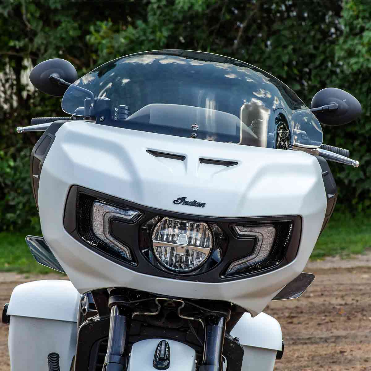 11" Tint Windshield For 2020-2024 IndianĀ® Challenger and Pursuit motorcycle models(11" Tint)
