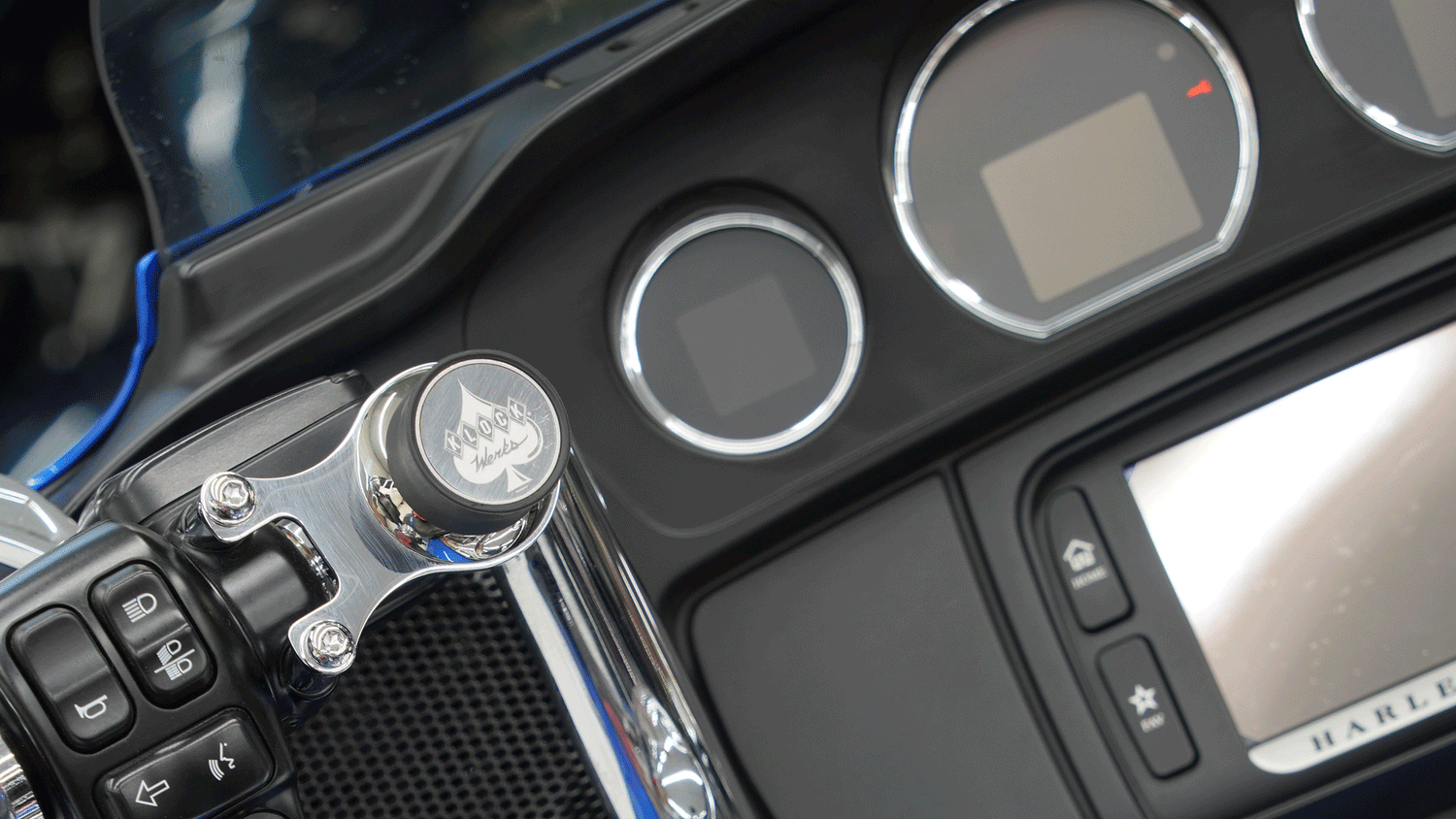 Quick Stops Made Simple: Removing Your Phone from an iOmounts® Mount