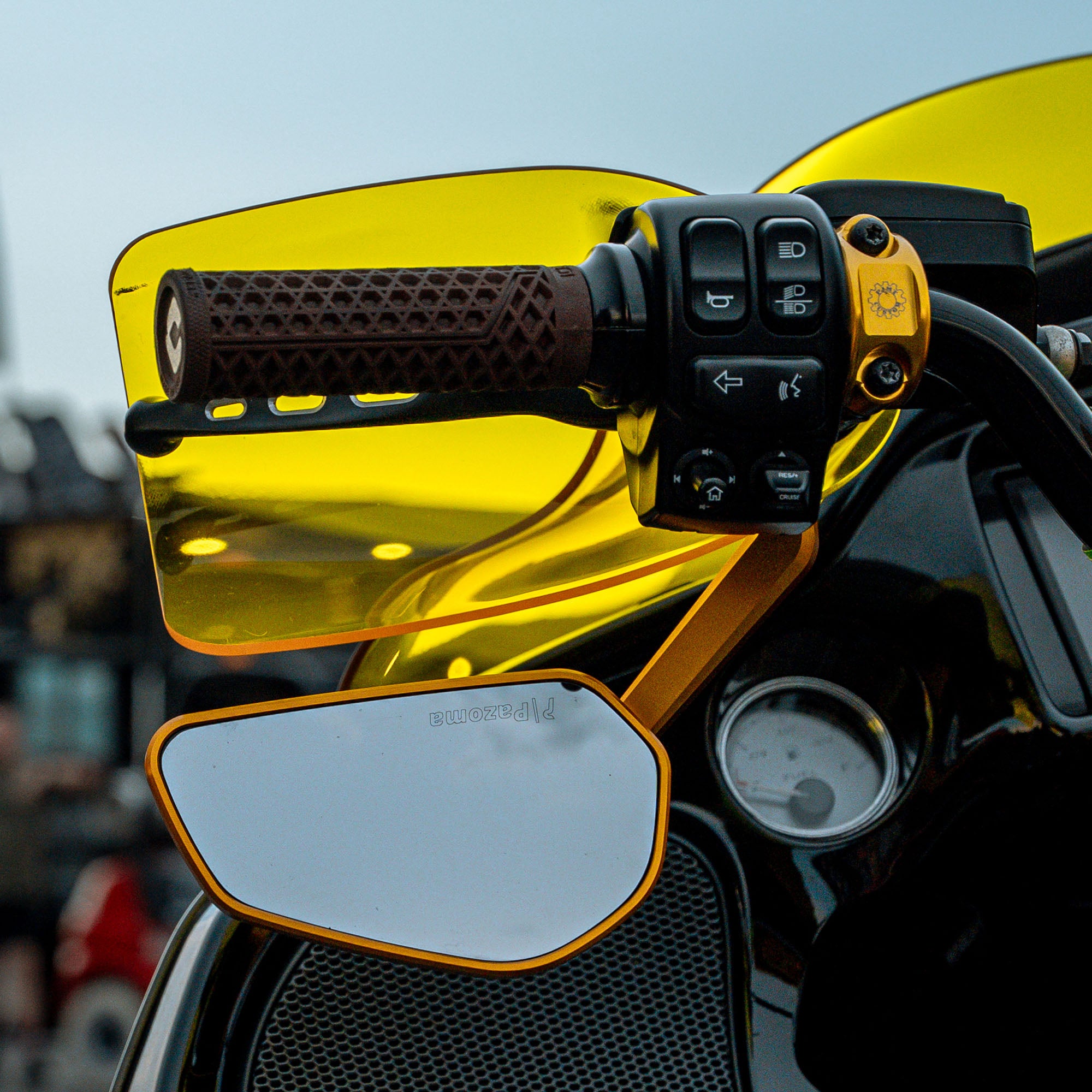 Yellow Flare Hand Guards for Harley-Davidson Motorcycle(Yellow (Acrylic))