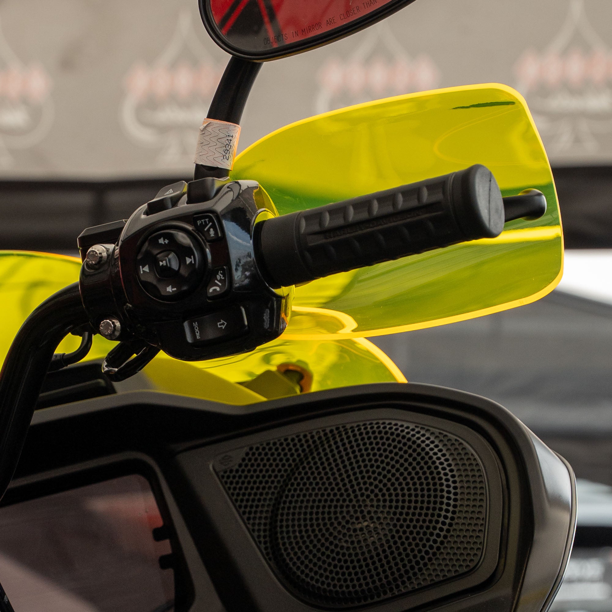 Yellow Ice Flare Hand Guards for Harley-Davidson Motorcycle(Yellow Ice (Acrylic))