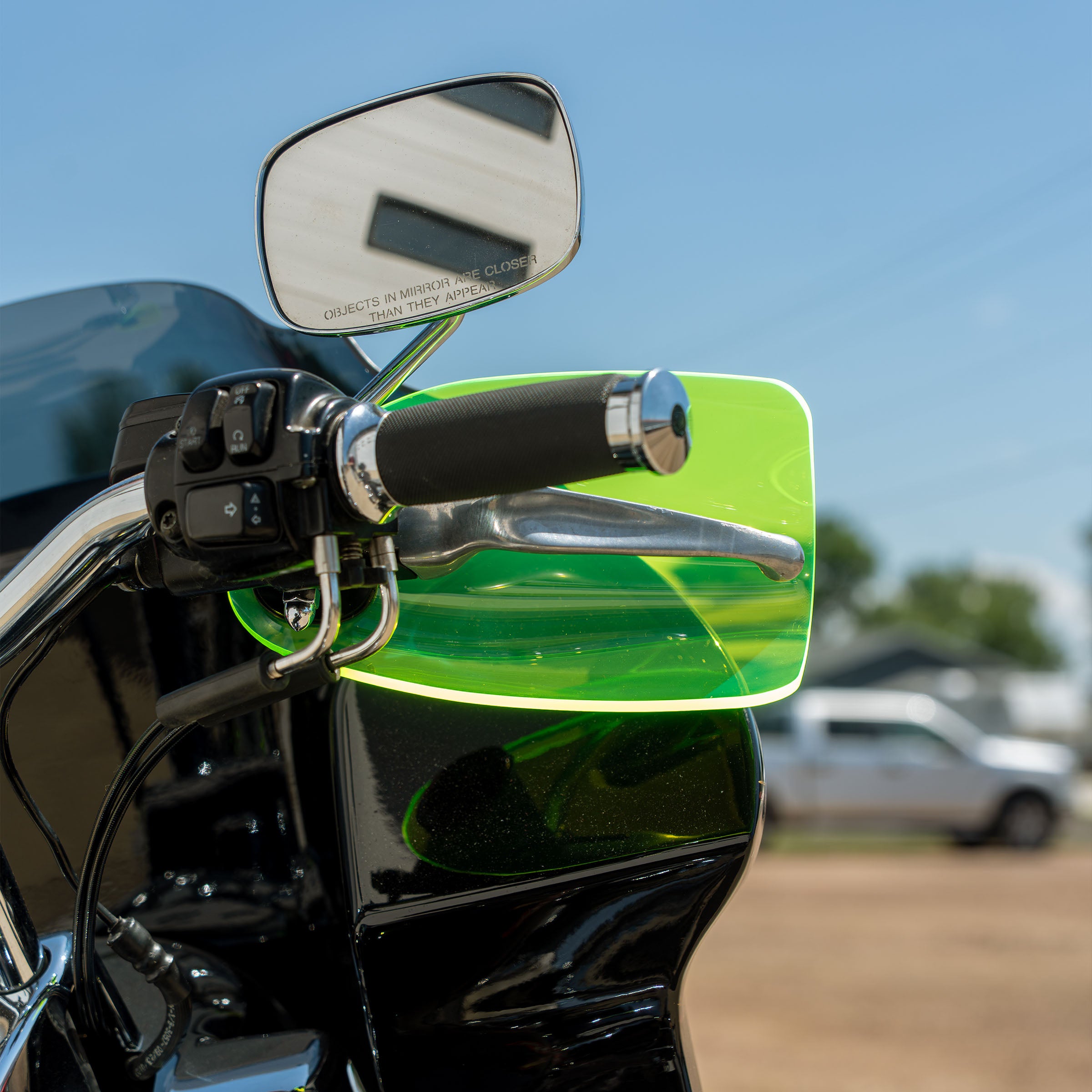Green Ice Flare Hand Guards for Harley-Davidson Motorcycle(Green Ice (Acrylic))