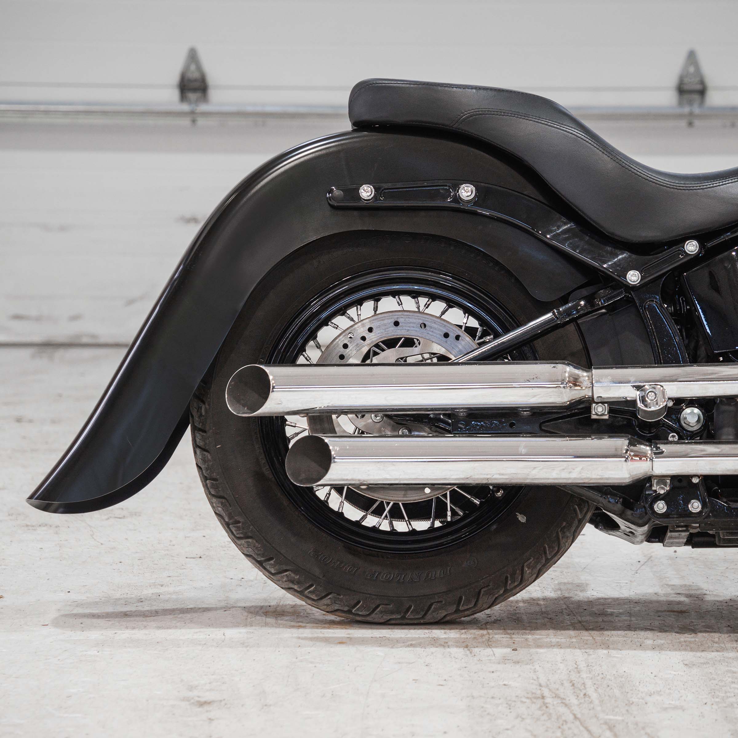 Vicla length benchmark rear fender for Harley-Davidson 2012-2017 Softail Slim (Vicla Rear Fender - Smooth)