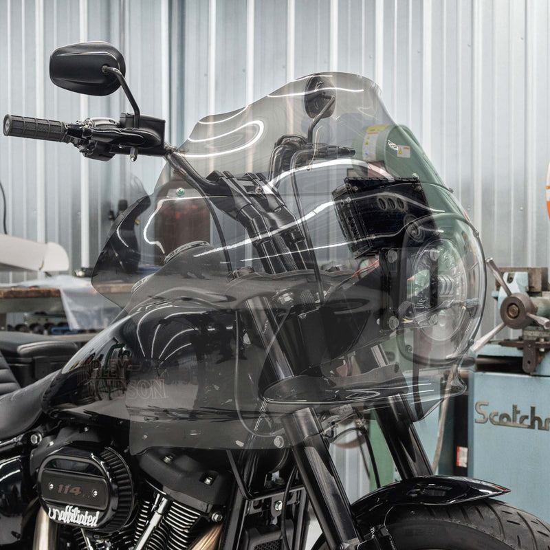 Universal Amp Bracket for FXR Style Fairings including FXRP, FXRT and FXRD (Universal Amp Bracket In Use)