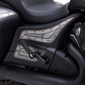 Reytelo Side Covers for Indian® 2020-2023 Challenger and Pursuit on black and gray bike