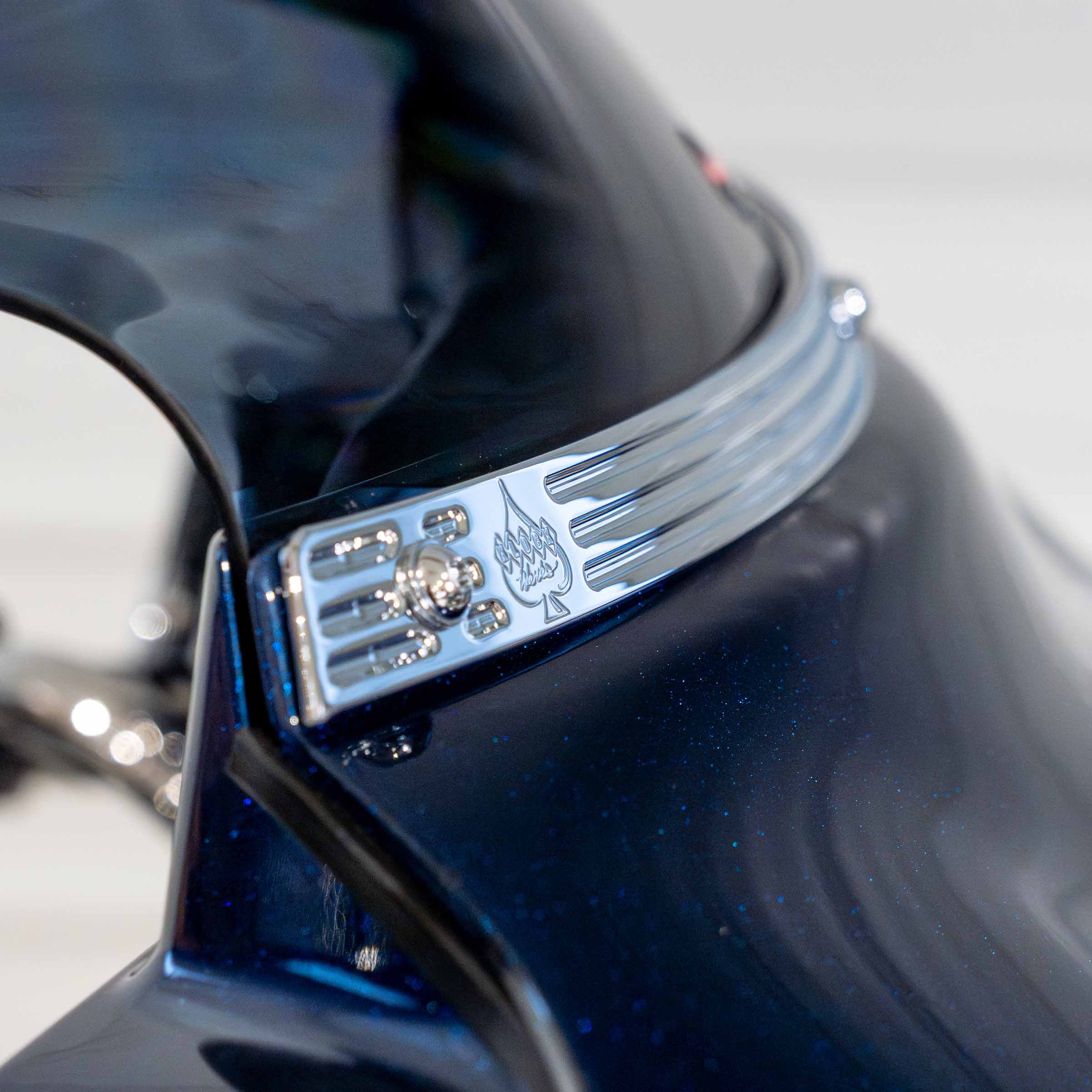 KW Logo style Windshield Trim for Harley-Davidson 1996-2013 FLH Motorcycles in Chrome(KW Logo - Chrome)