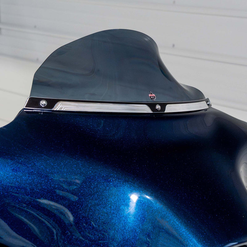 Landing style Windshield Trim for Harley-Davidson 1996-2013 FLH Motorcycles in Black Contrast Cut(Landing - Black Contrast Cut)