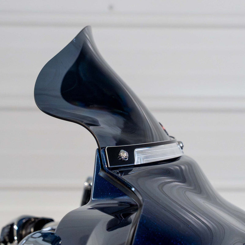 Landing style Windshield Trim for Harley-Davidson 1996-2013 FLH Motorcycles in Black Contrast Cut(Landing - Black Contrast Cut)